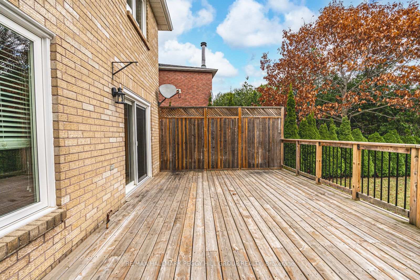 Photo 16 of 69 Delaney Crescent, Barrie, Northwest — HOMEH
