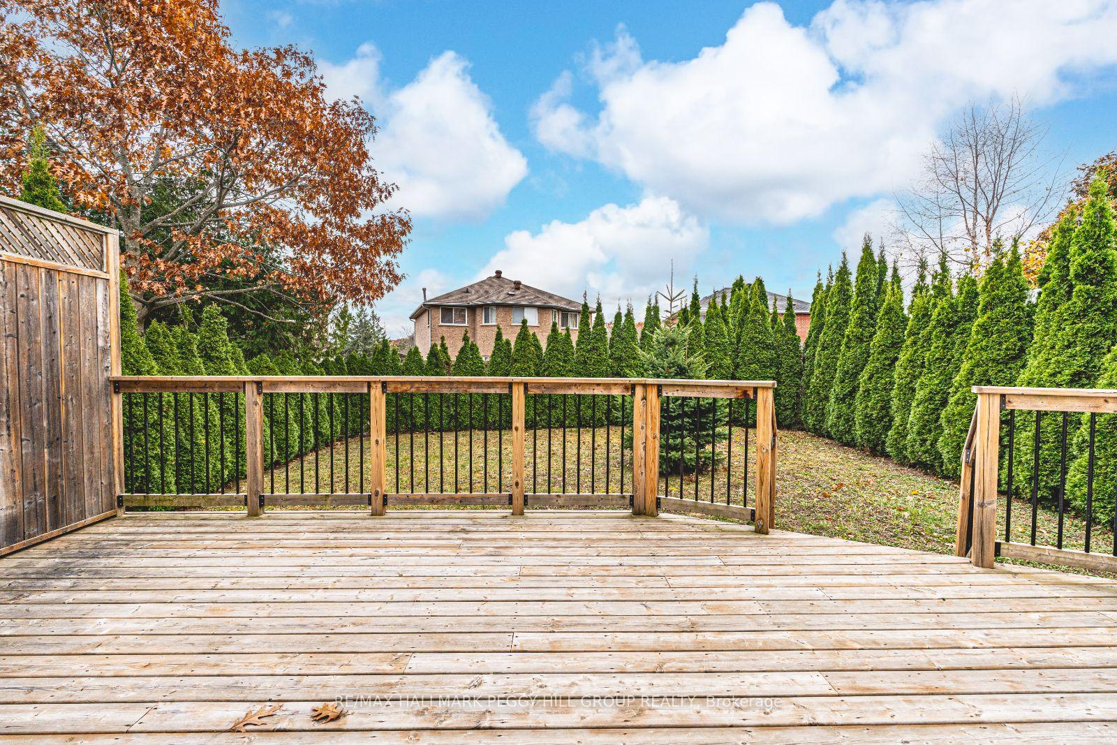 Photo 17 of 69 Delaney Crescent, Barrie, Northwest — HOMEH