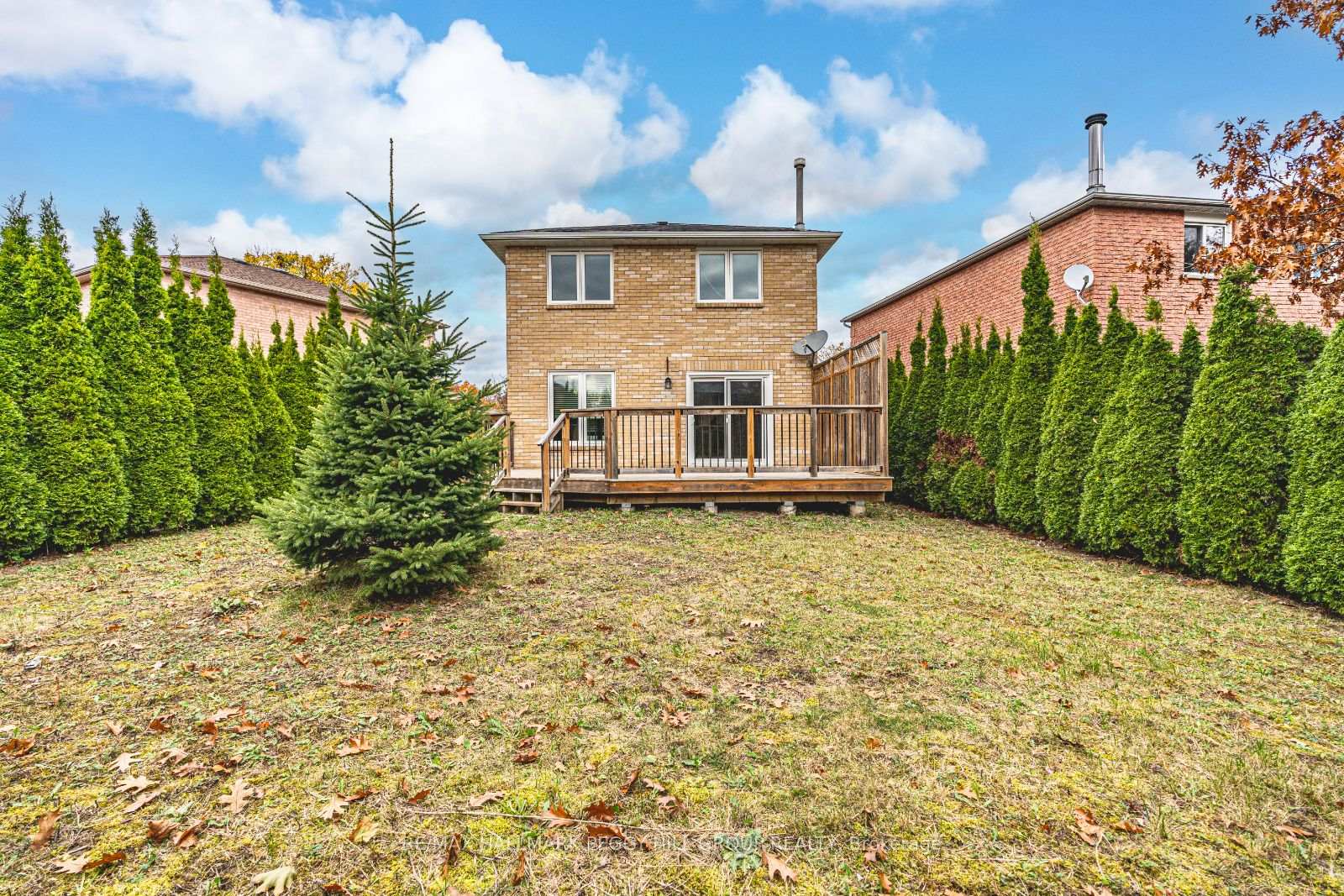 Photo 19 of 69 Delaney Crescent, Barrie, Northwest — HOMEH