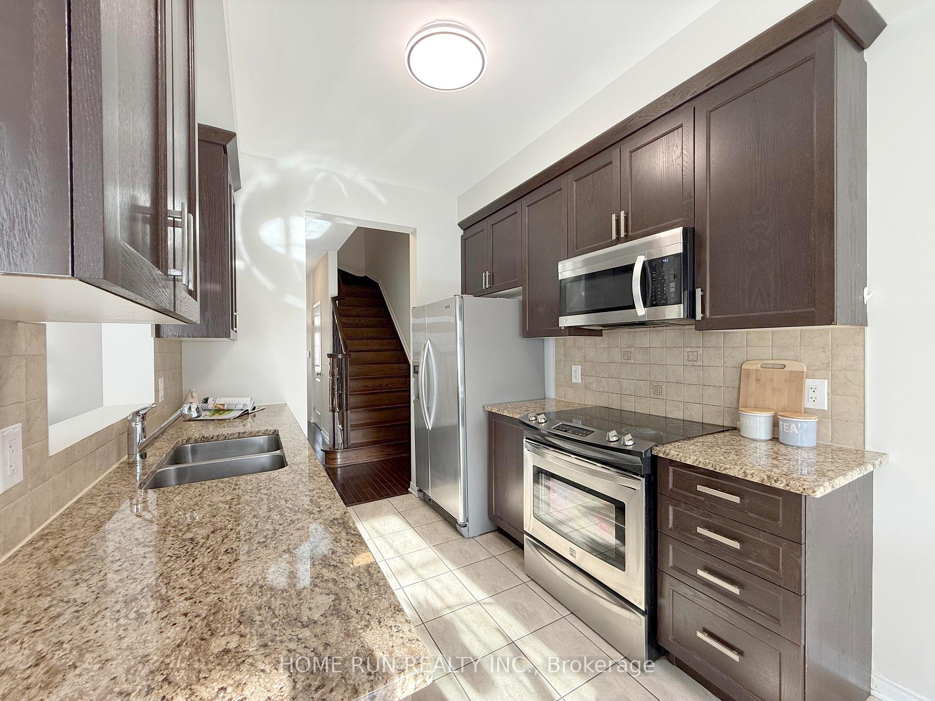 Photo 17 of 906 Caldermill private, Ottawa, Barrhaven - Stonebridge — HOMEH