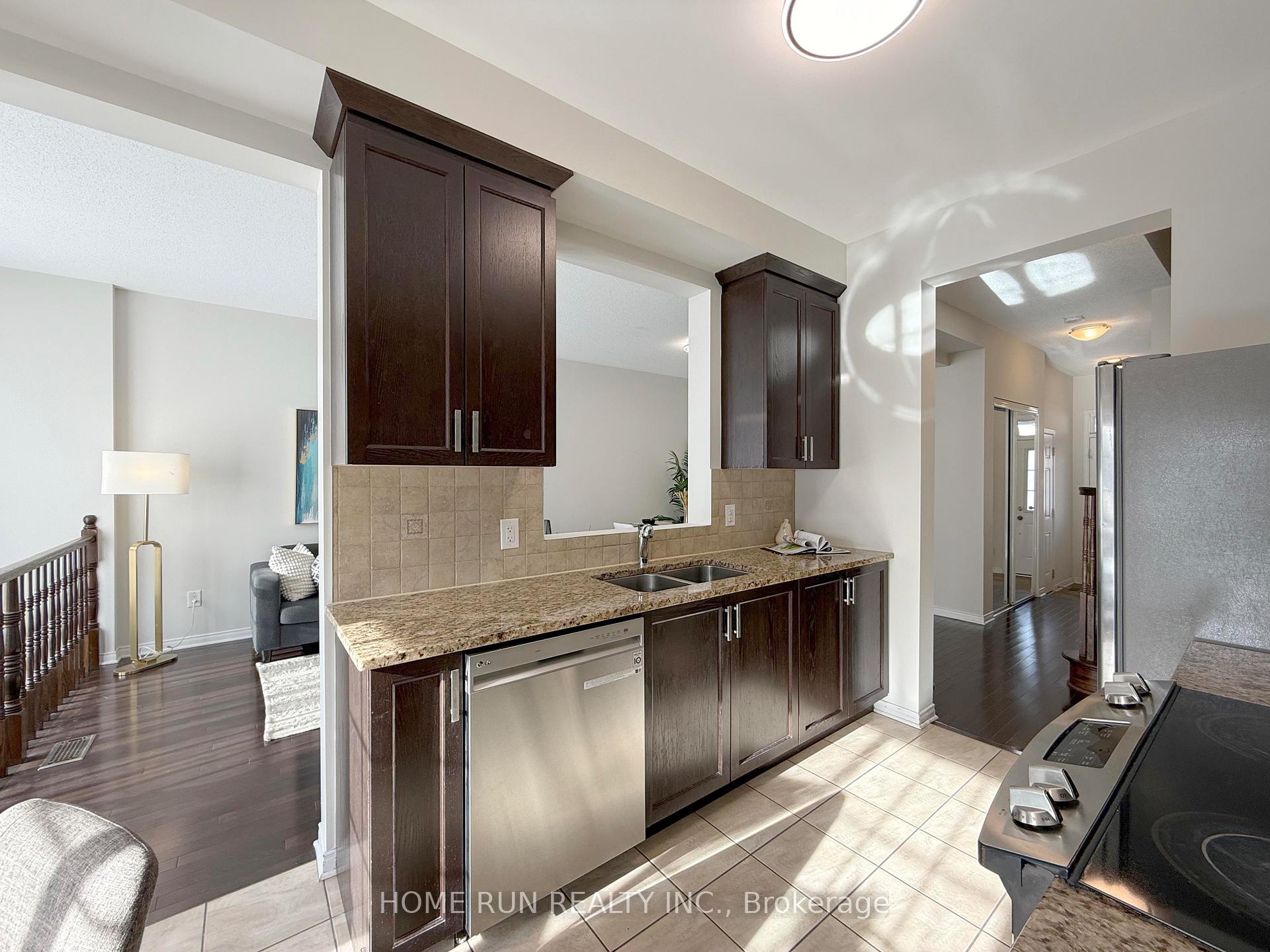 Photo 18 of 906 Caldermill private, Ottawa, Barrhaven - Stonebridge — HOMEH