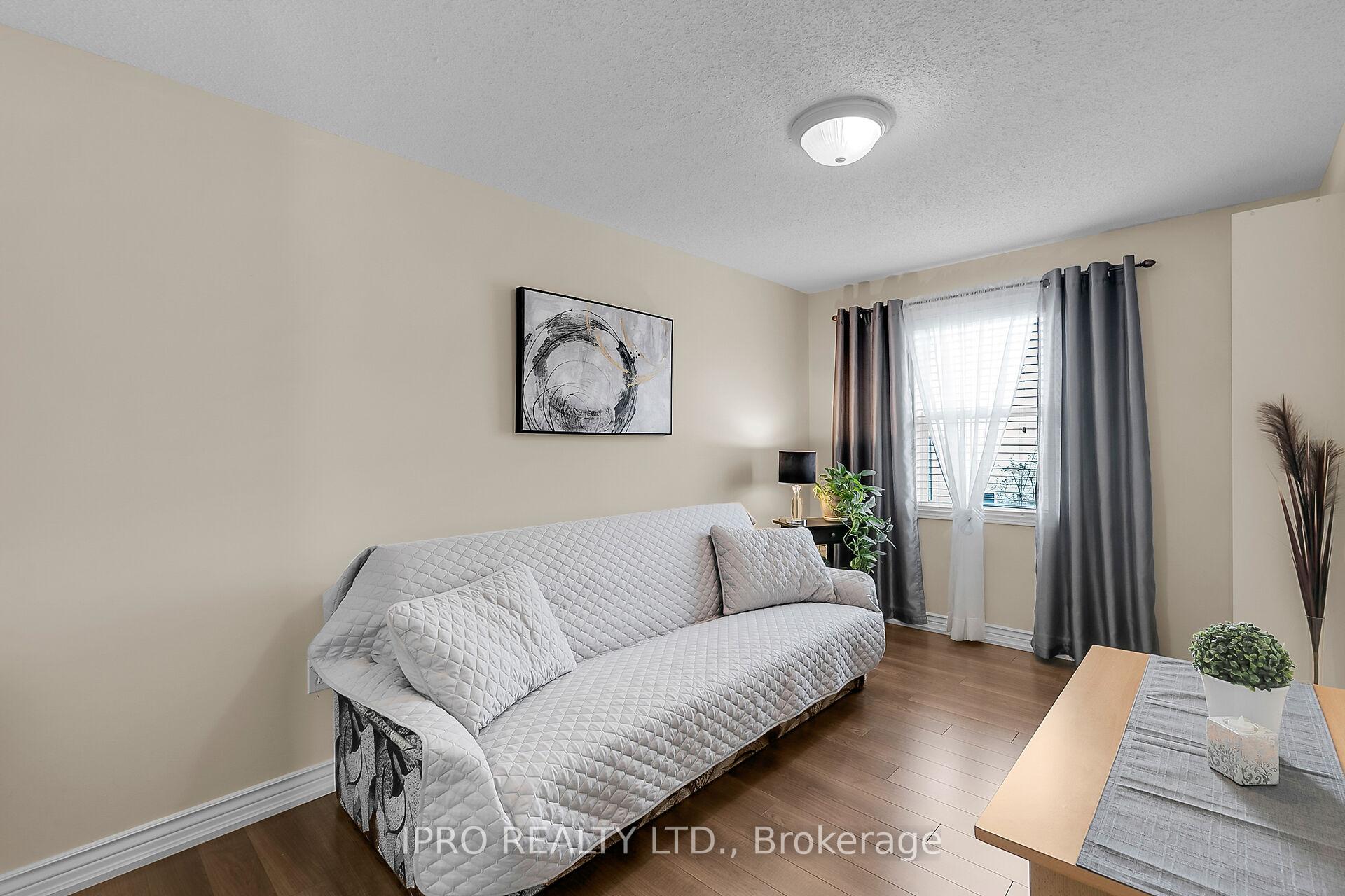 Photo 23 of 39 Raspberry Lane, Guelph, Grange Road — HOMEH