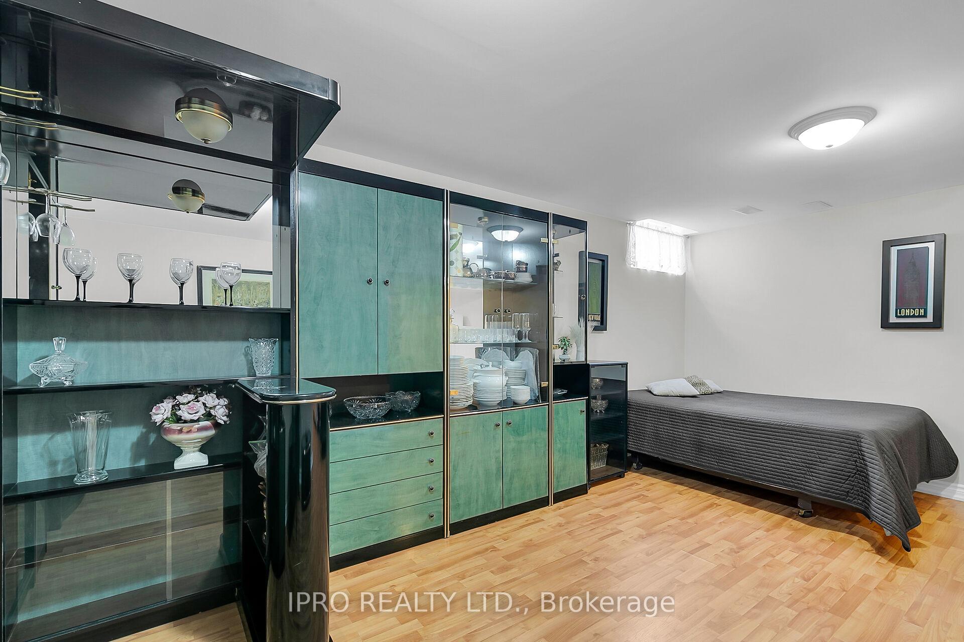 Photo 28 of 39 Raspberry Lane, Guelph, Grange Road — HOMEH