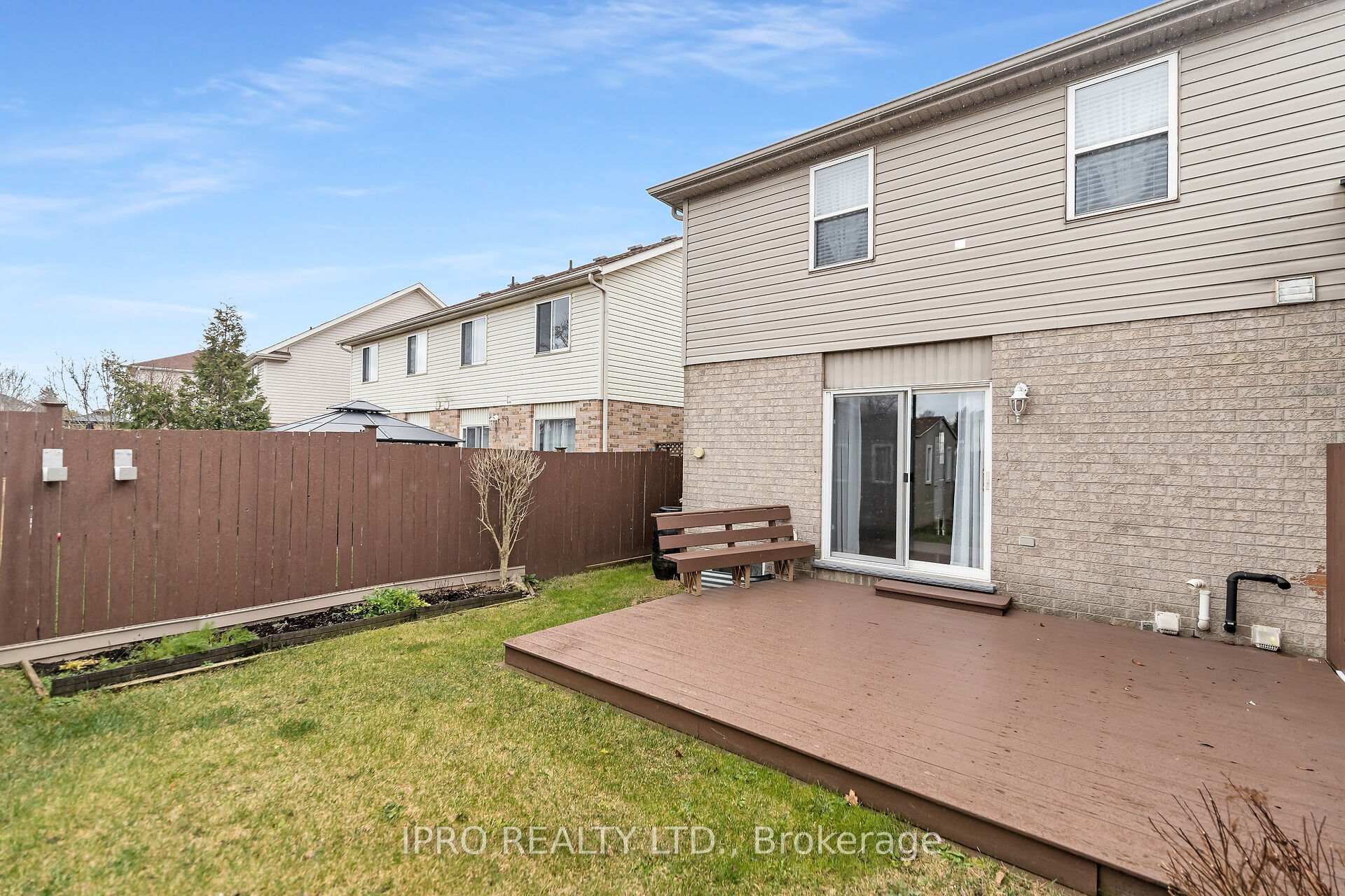 Photo 32 of 39 Raspberry Lane, Guelph, Grange Road — HOMEH