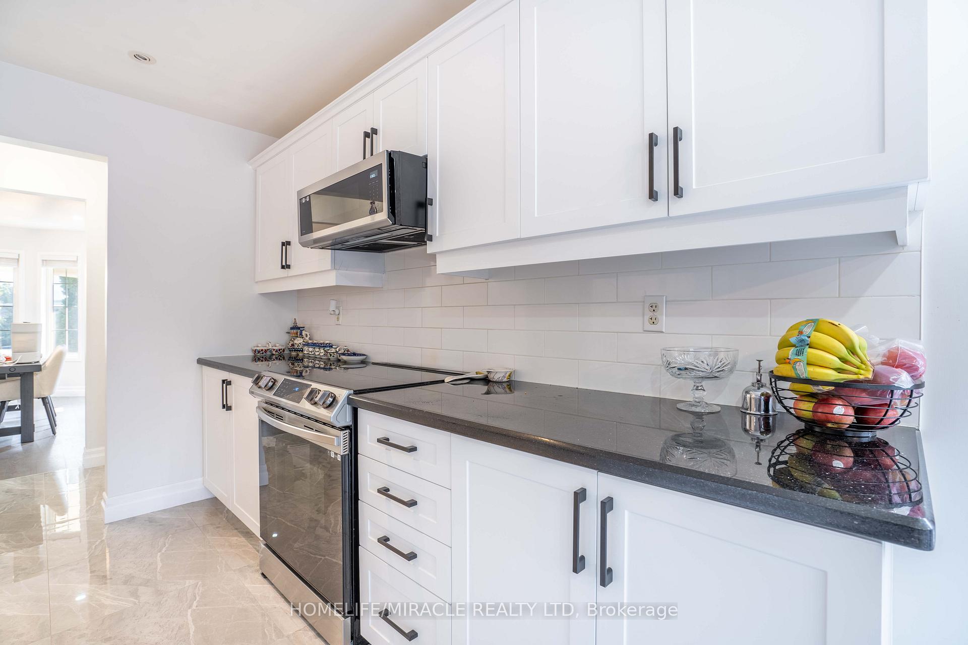 Photo 9 of 76 Jennings Drive N, Clarington, Bowmanville — HOMEH