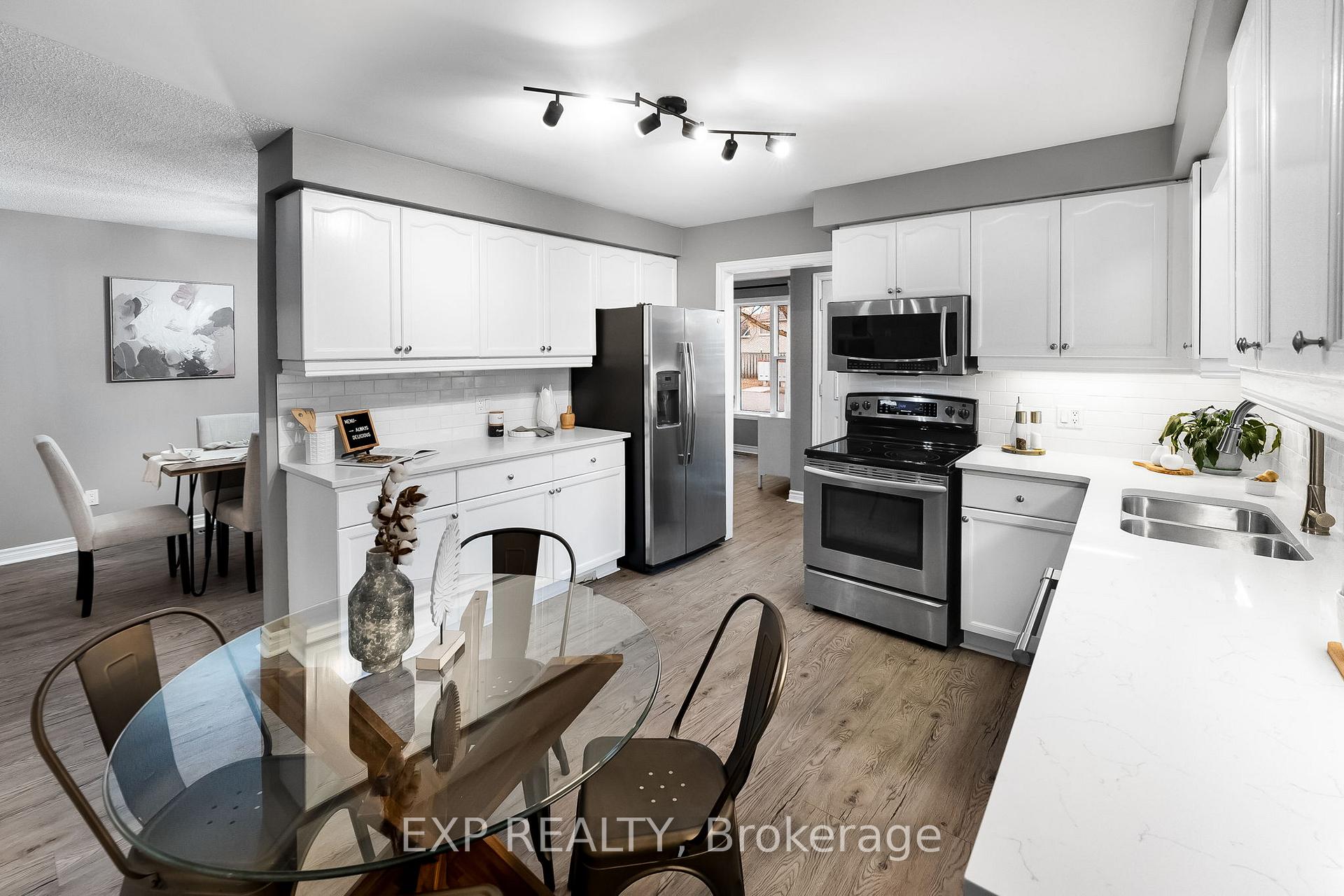 Photo 8 of 39 Inglis Avenue, Clarington, Courtice — HOMEH