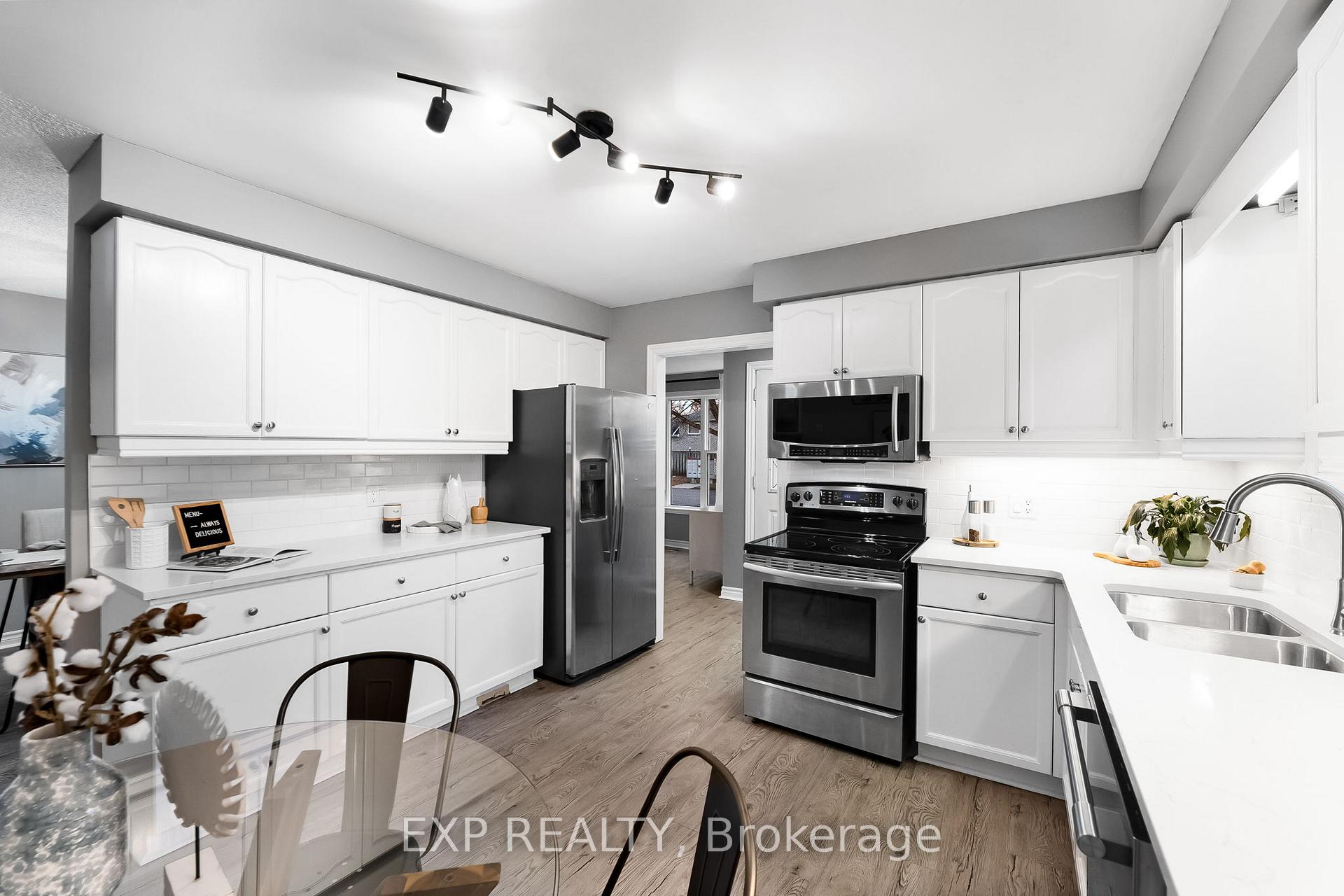 Photo 9 of 39 Inglis Avenue, Clarington, Courtice — HOMEH