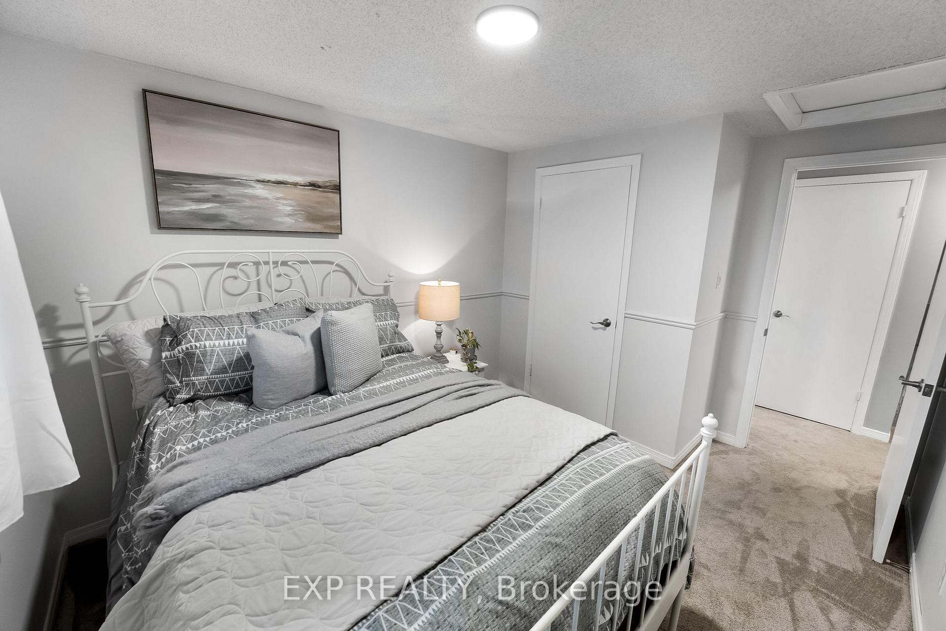 Photo 23 of 39 Inglis Avenue, Clarington, Courtice — HOMEH