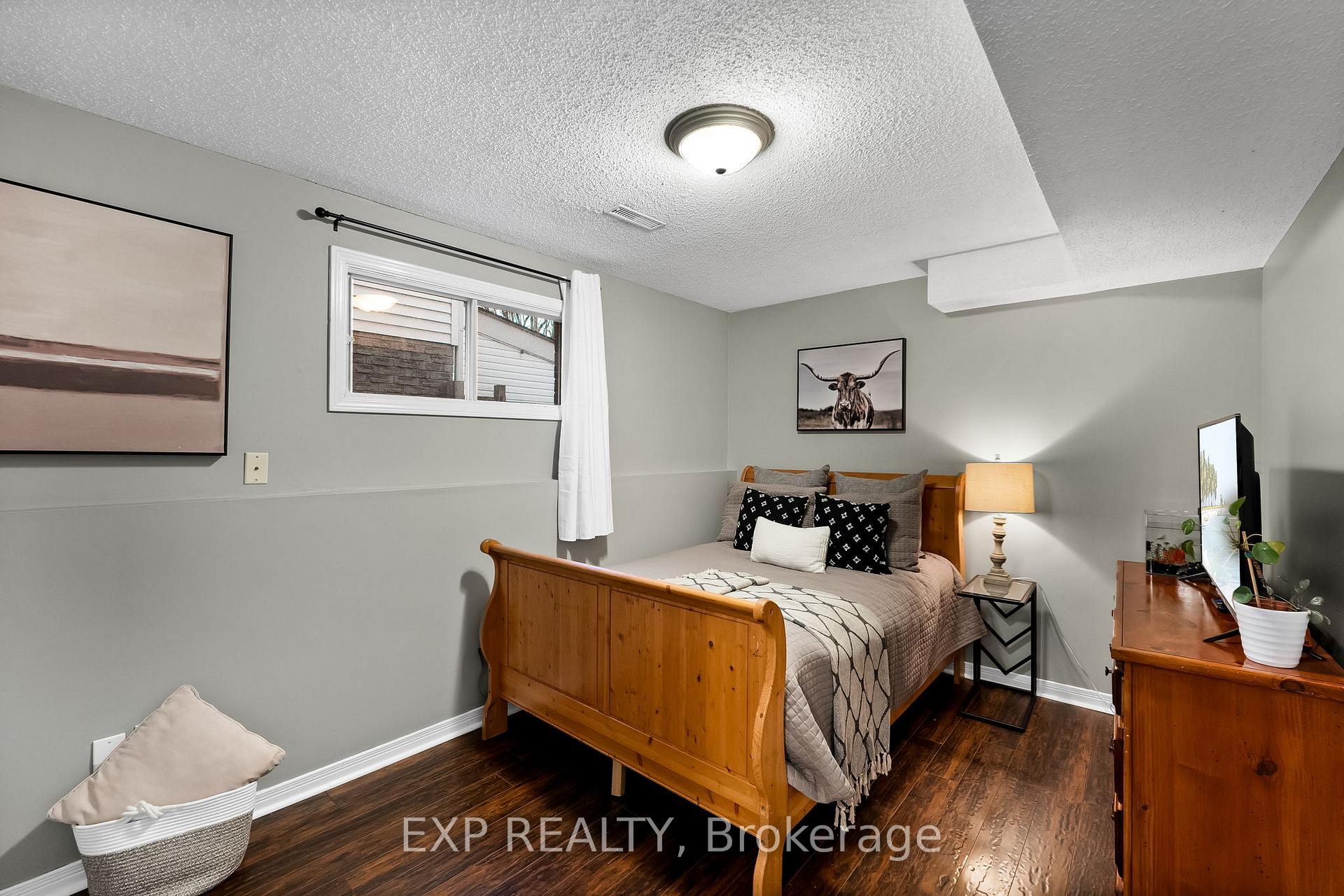 Photo 30 of 39 Inglis Avenue, Clarington, Courtice — HOMEH