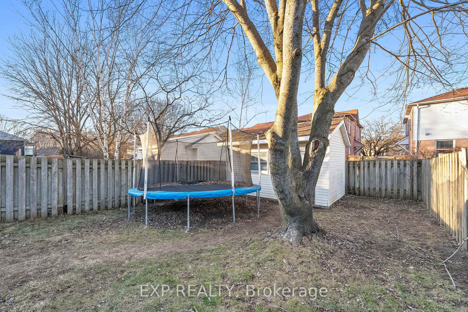 Photo 37 of 39 Inglis Avenue, Clarington, Courtice — HOMEH