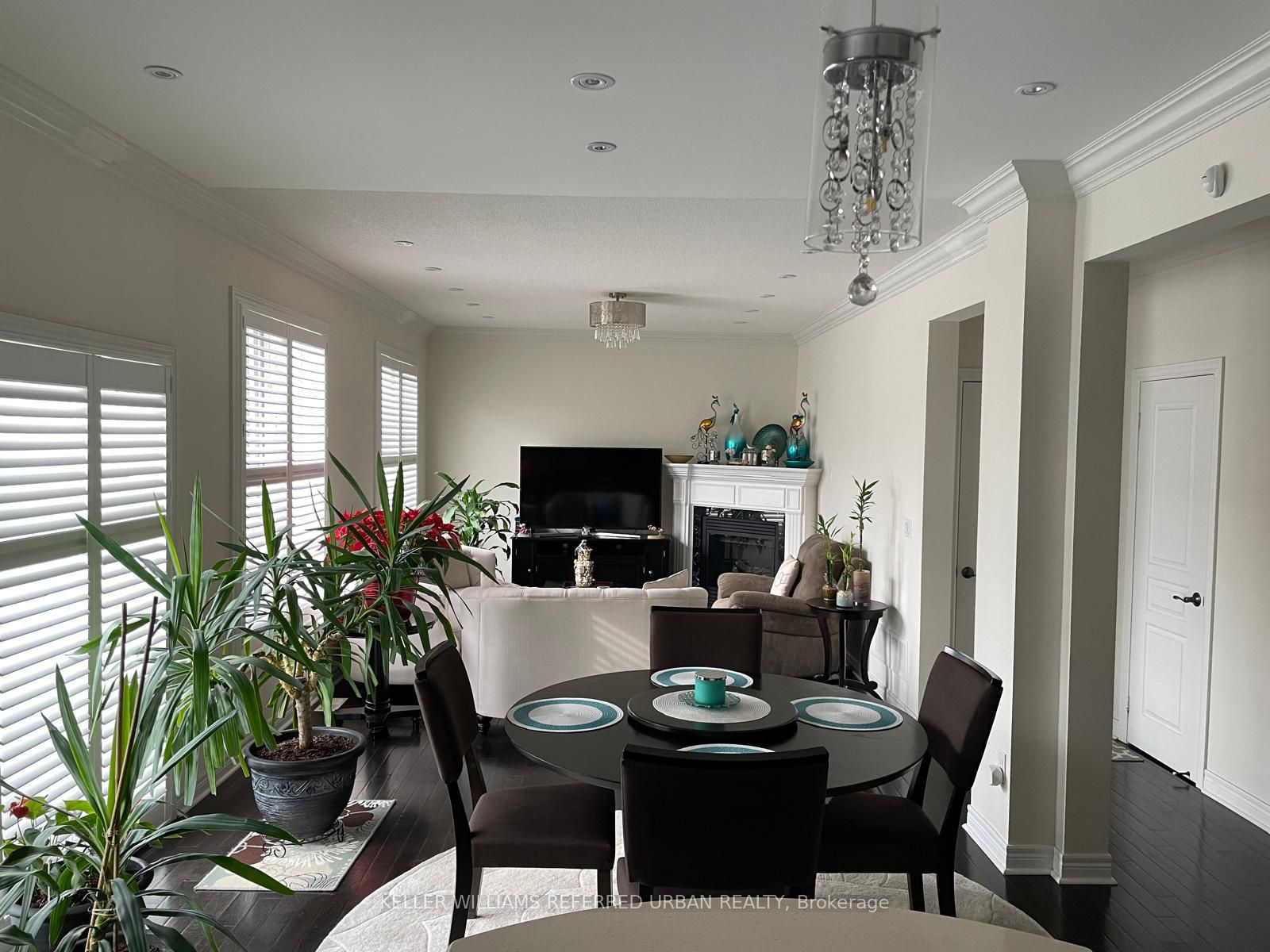 Photo 2 of 21 Sedore Street, Markham, Greensborough — HOMEH