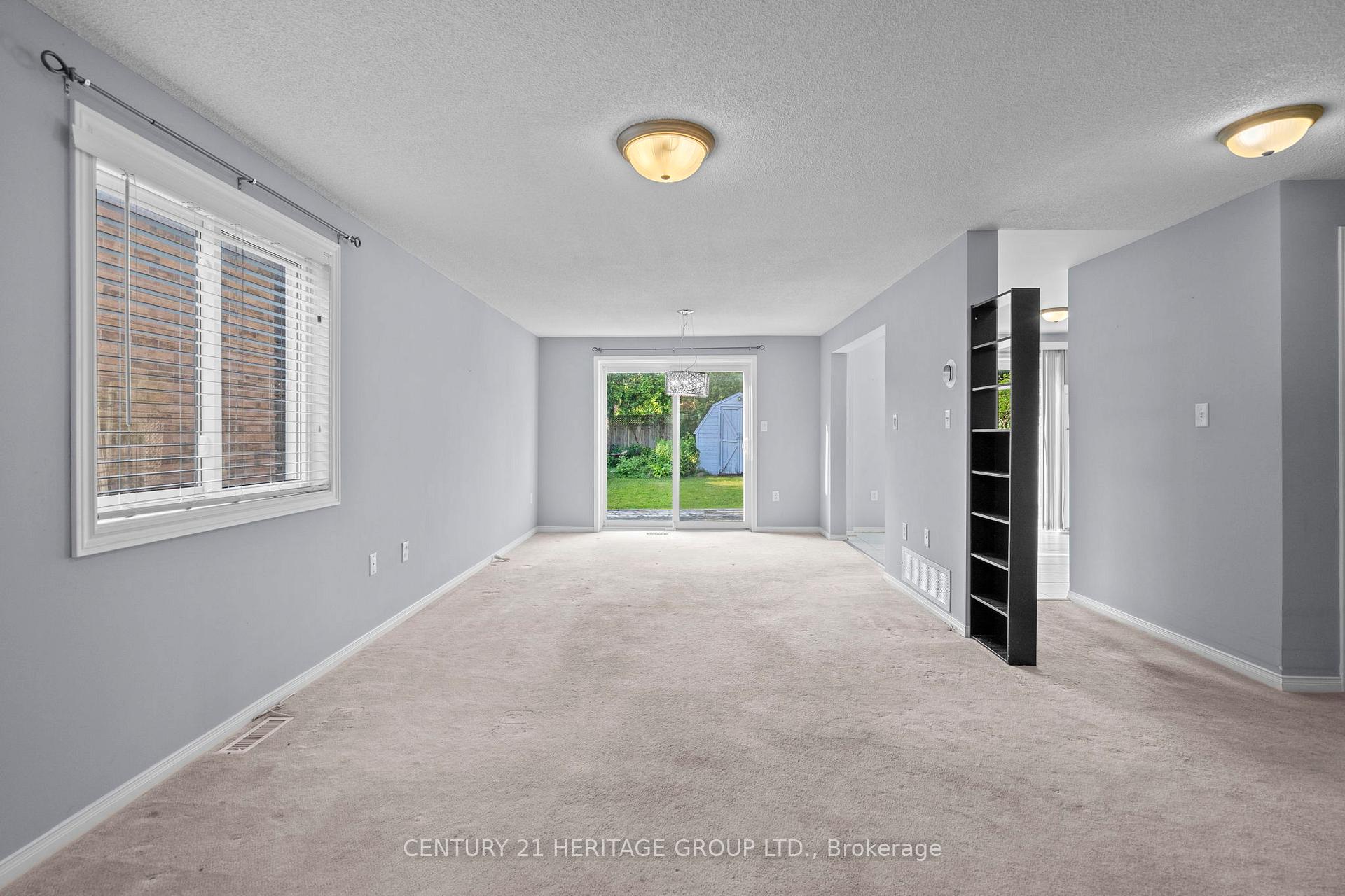 Photo 7 of 10 Clute Crescent, Barrie, Holly — HOMEH
