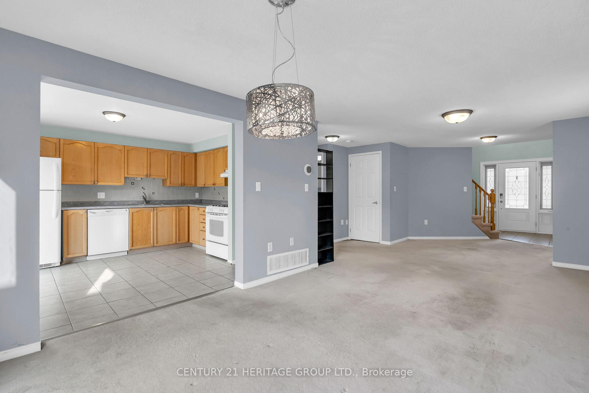 Photo 10 of 10 Clute Crescent, Barrie, Holly — HOMEH
