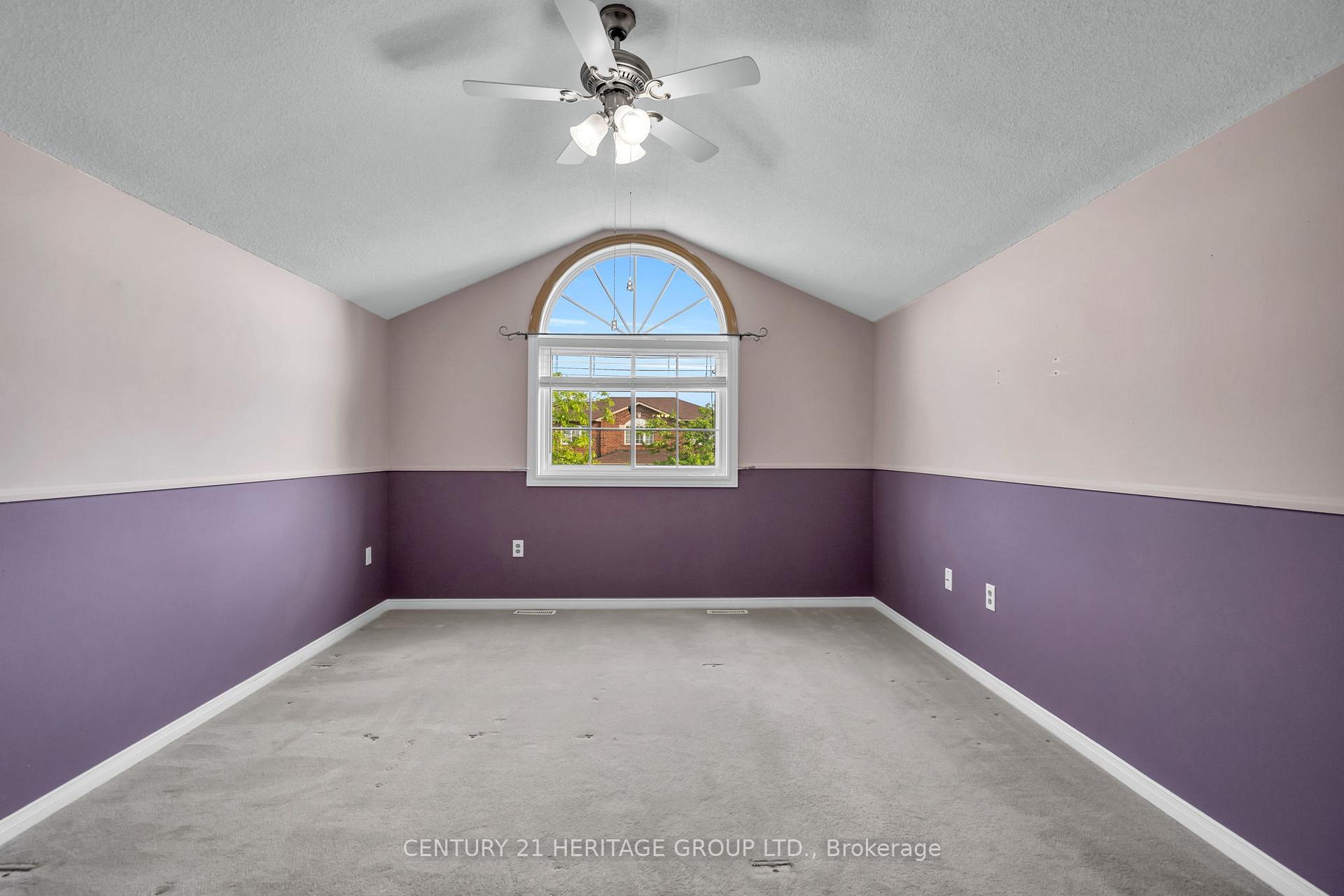 Photo 20 of 10 Clute Crescent, Barrie, Holly — HOMEH