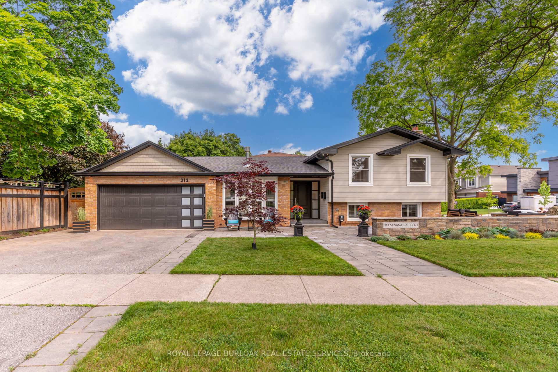 Front of 313 Silvana Crescent