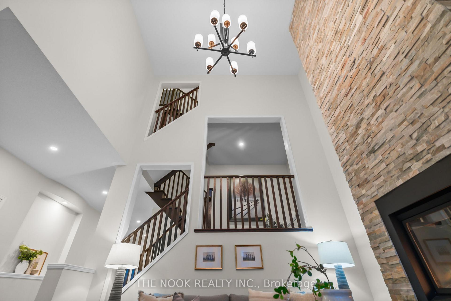 Photo 6 of 39 Colville Avenue, Clarington, Bowmanville — HOMEH