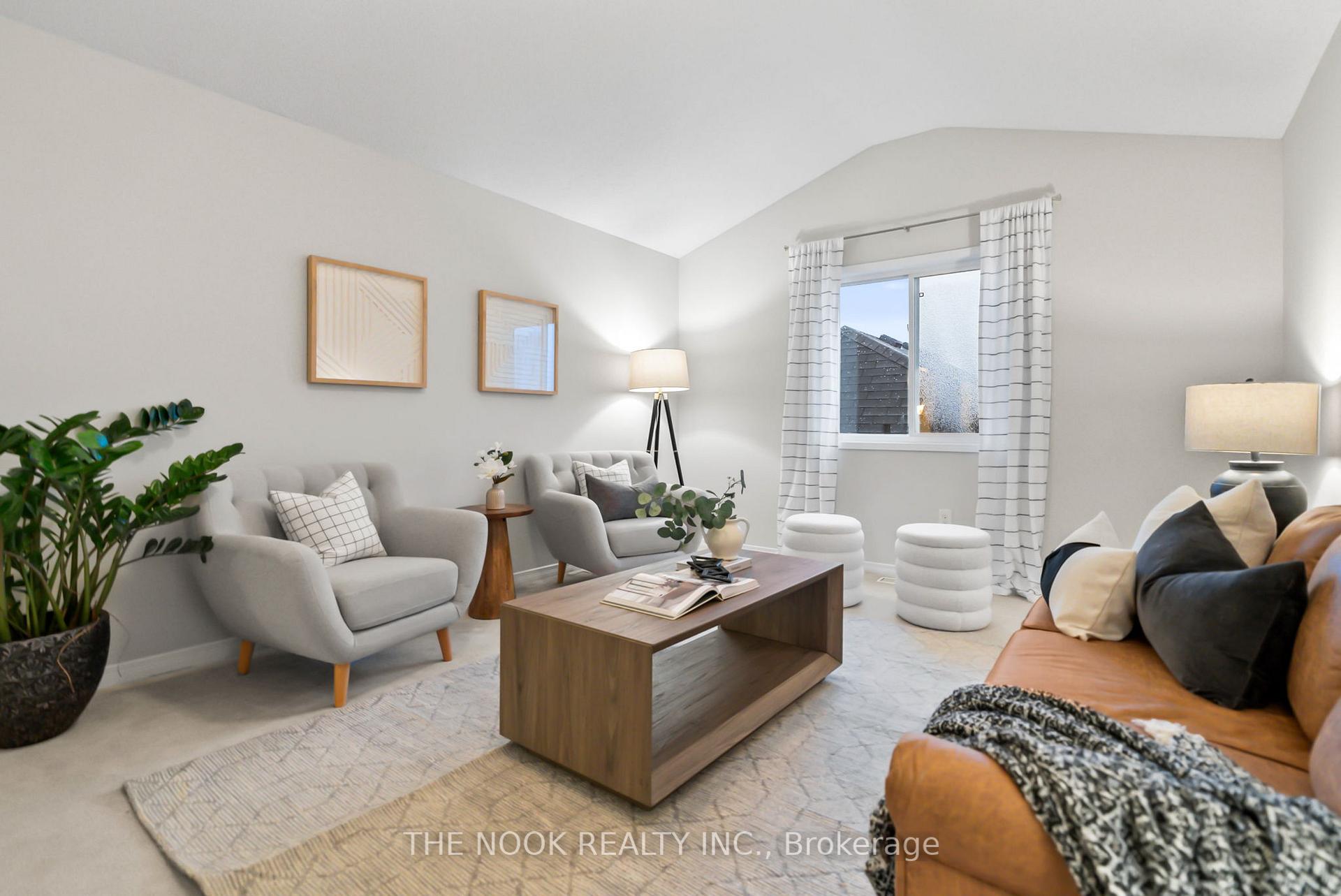 Photo 24 of 39 Colville Avenue, Clarington, Bowmanville — HOMEH