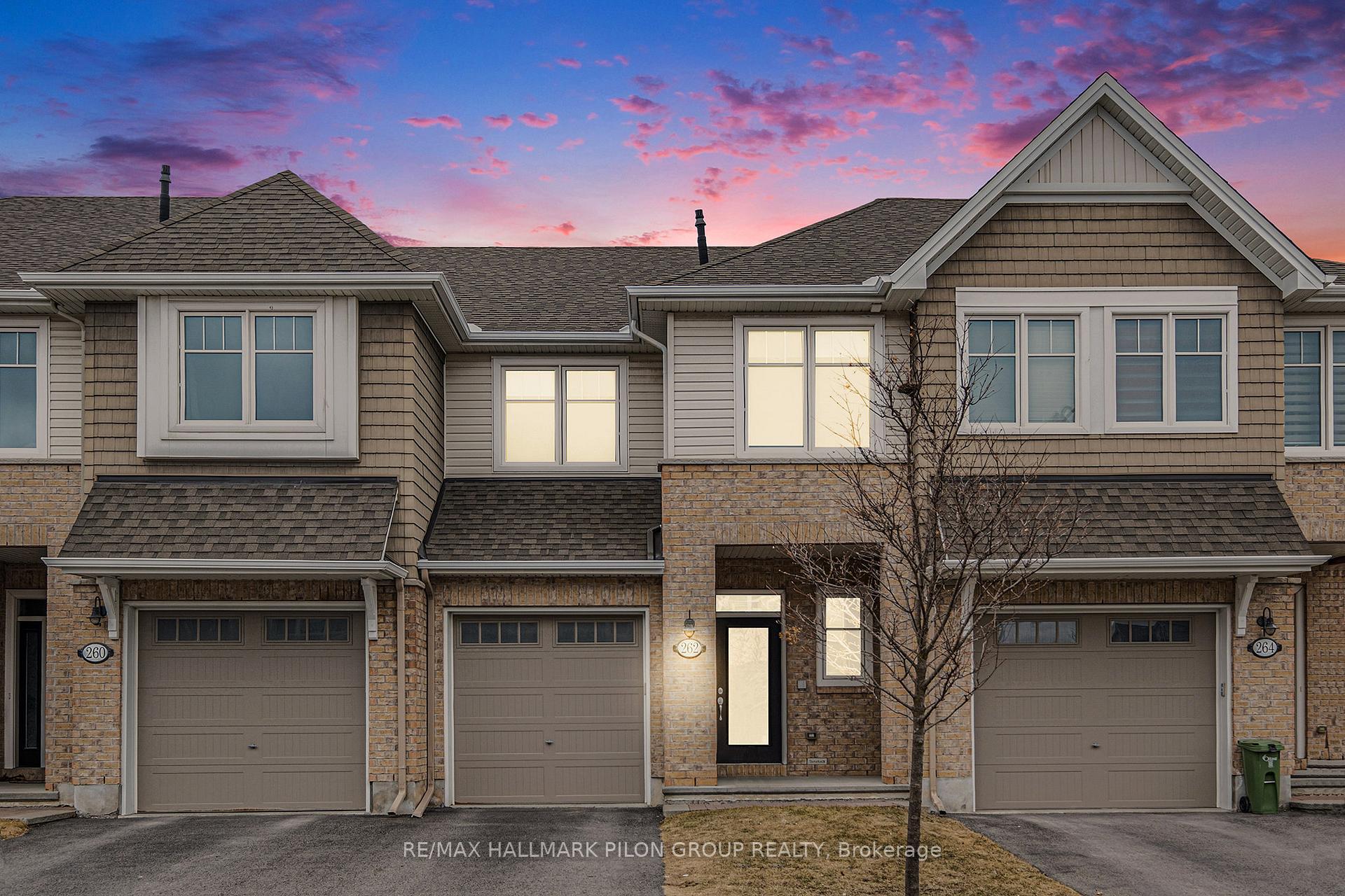 Photo 1 of 262 Brambling Way, Ottawa, Barrhaven - Half Moon Bay — HOMEH