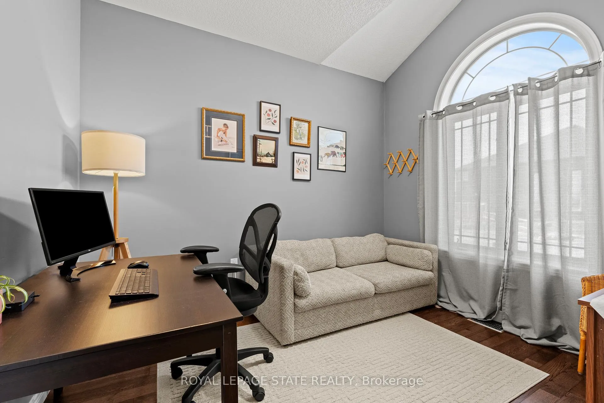 Photo 8 of 35 Islandview Way, Hamilton, Winona Park — HOMEH