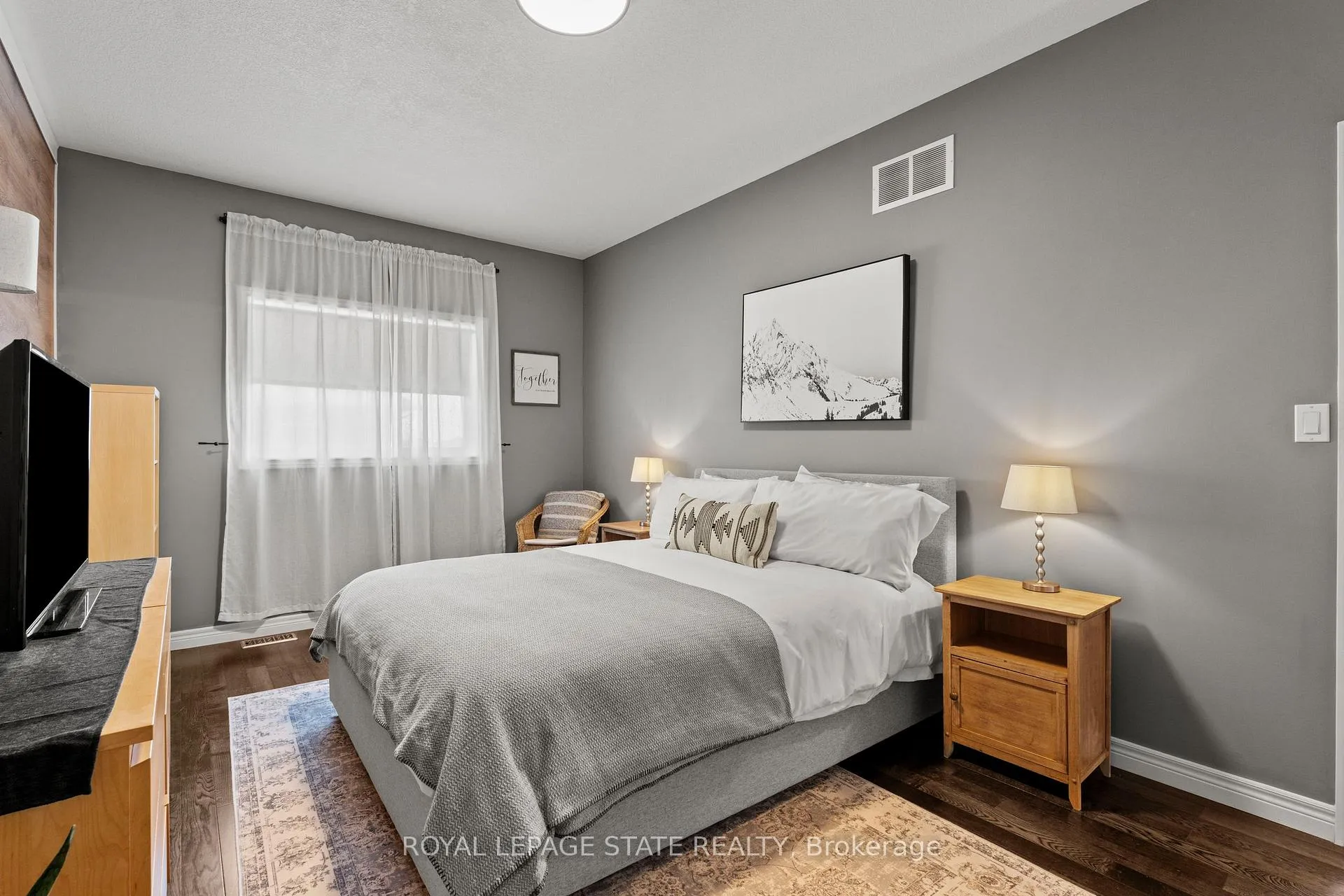 Photo 26 of 35 Islandview Way, Hamilton, Winona Park — HOMEH