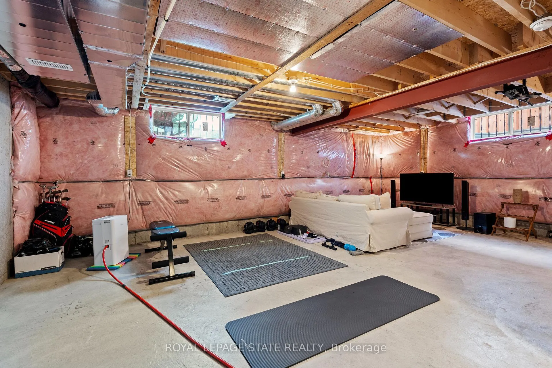 Photo 32 of 35 Islandview Way, Hamilton, Winona Park — HOMEH