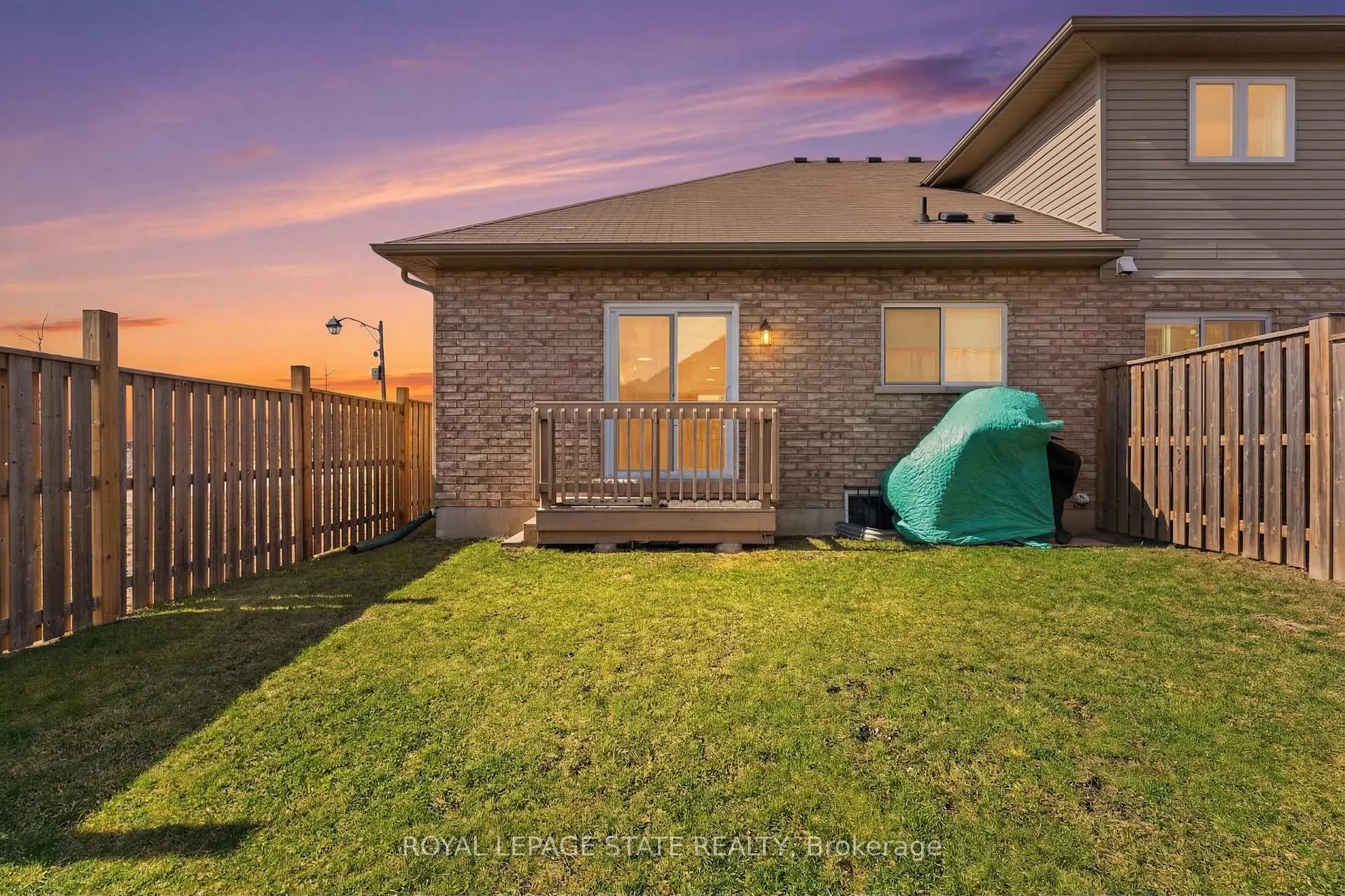 Photo 40 of 35 Islandview Way, Hamilton, Winona Park — HOMEH