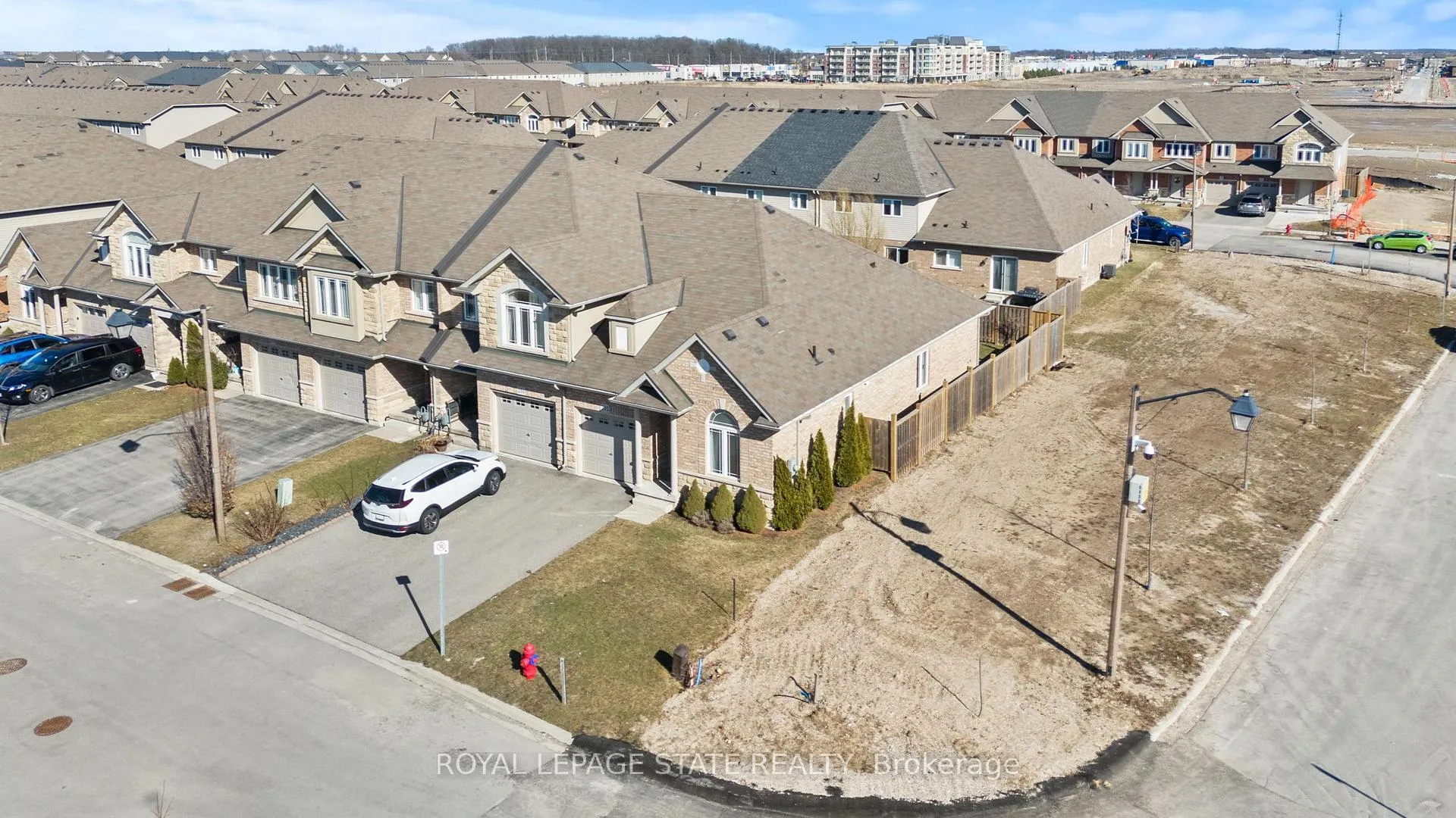 Photo 45 of 35 Islandview Way, Hamilton, Winona Park — HOMEH