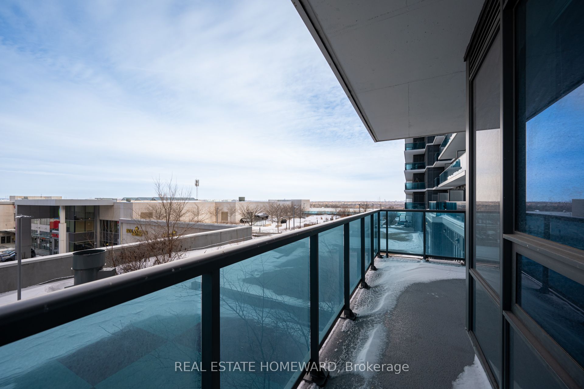Photo 59 of Unit 402, 7165 Yonge Street, Markham, Thornhill — HOMEH