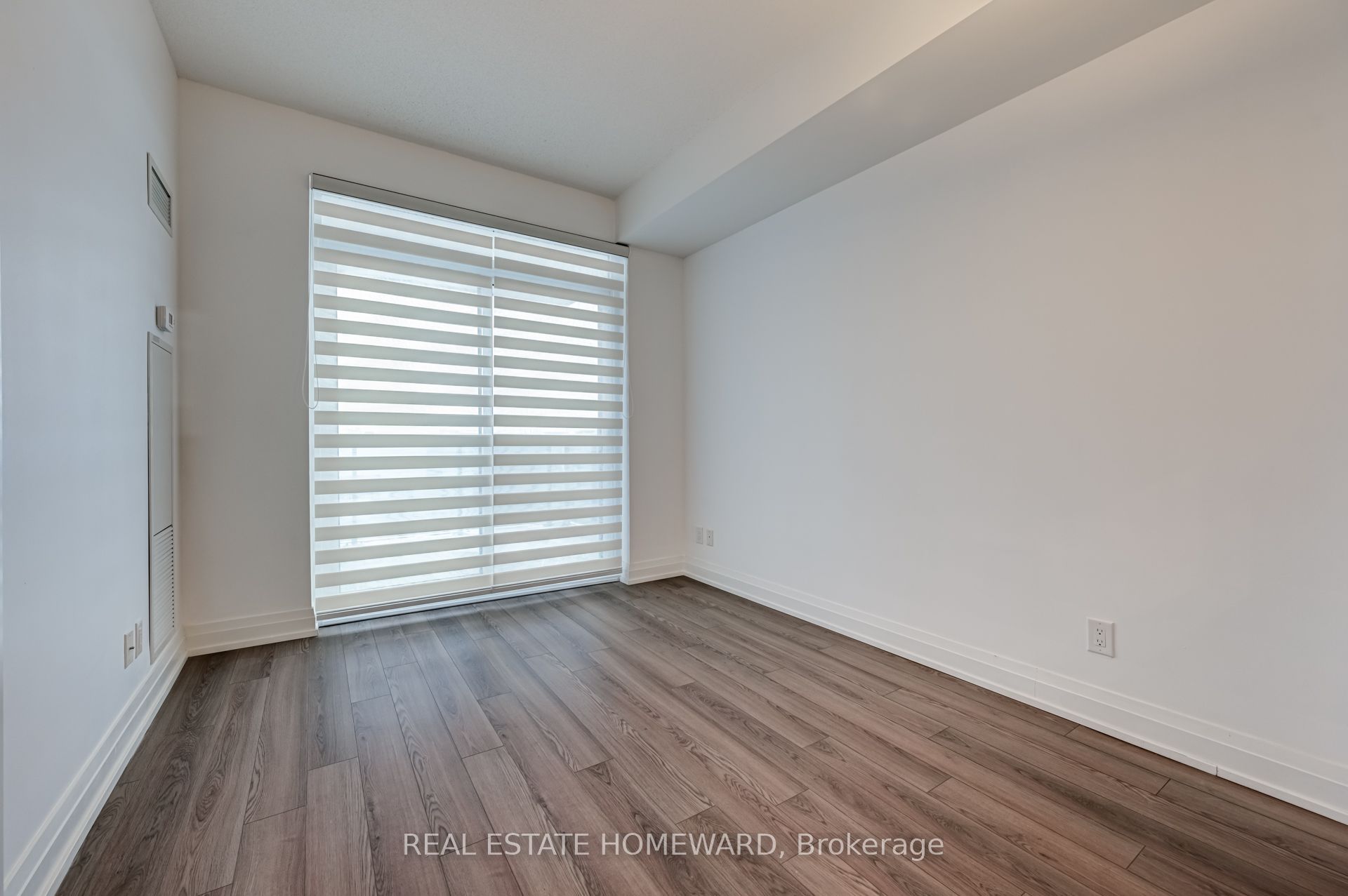 Photo 50 of Unit 402, 7165 Yonge Street, Markham, Thornhill — HOMEH