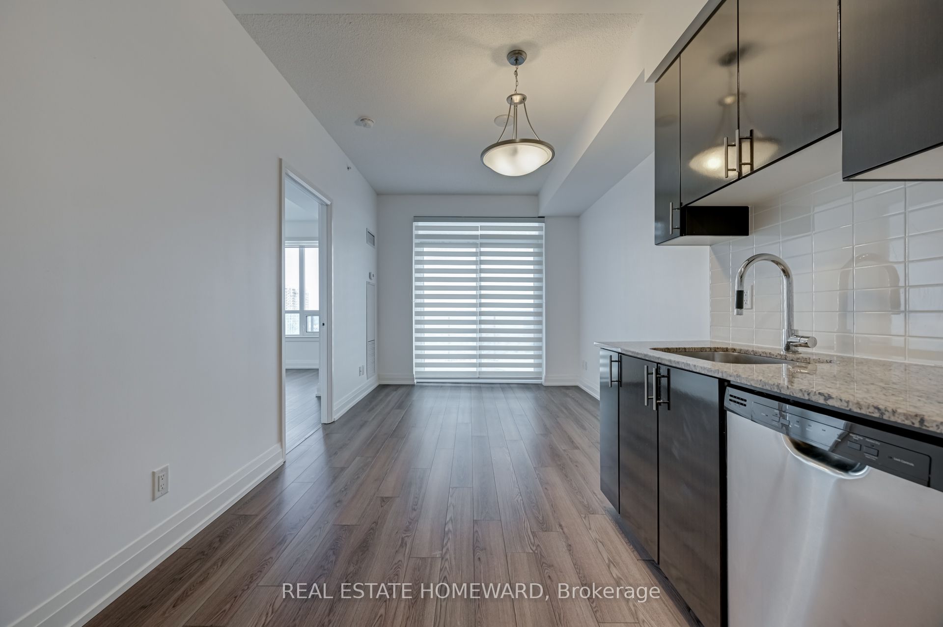 Photo 49 of Unit 402, 7165 Yonge Street, Markham, Thornhill — HOMEH