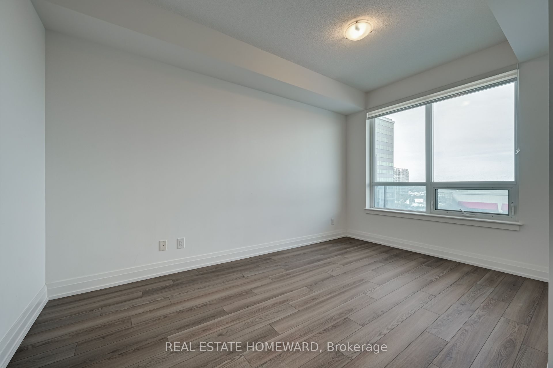 Photo 54 of Unit 402, 7165 Yonge Street, Markham, Thornhill — HOMEH