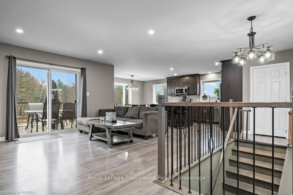 Photo 8 of 4749 Snider Road, Frontenac, Frontenac South — HOMEH