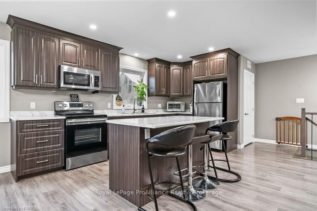 Photo 12 of 4749 Snider Road, Frontenac, Frontenac South — HOMEH