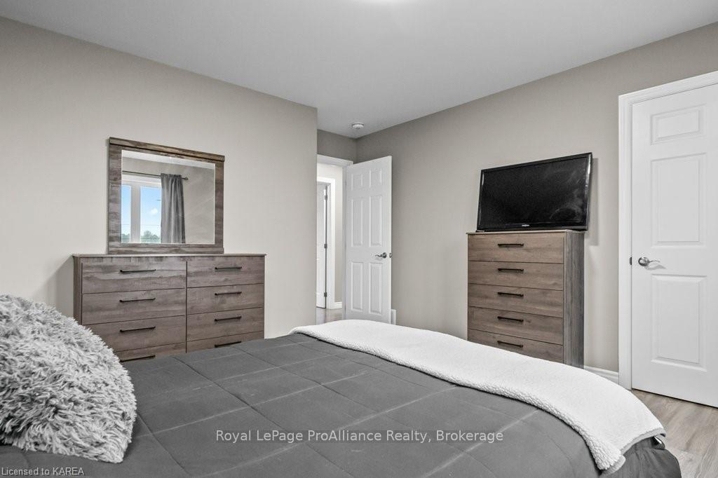 Photo 23 of 4749 Snider Road, Frontenac, Frontenac South — HOMEH