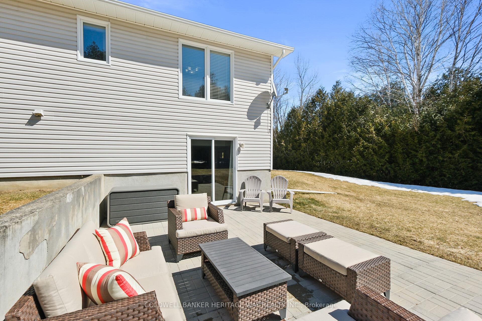 Photo 35 of 153 Windmill Crescent, Beckwith, Beckwith Twp — HOMEH