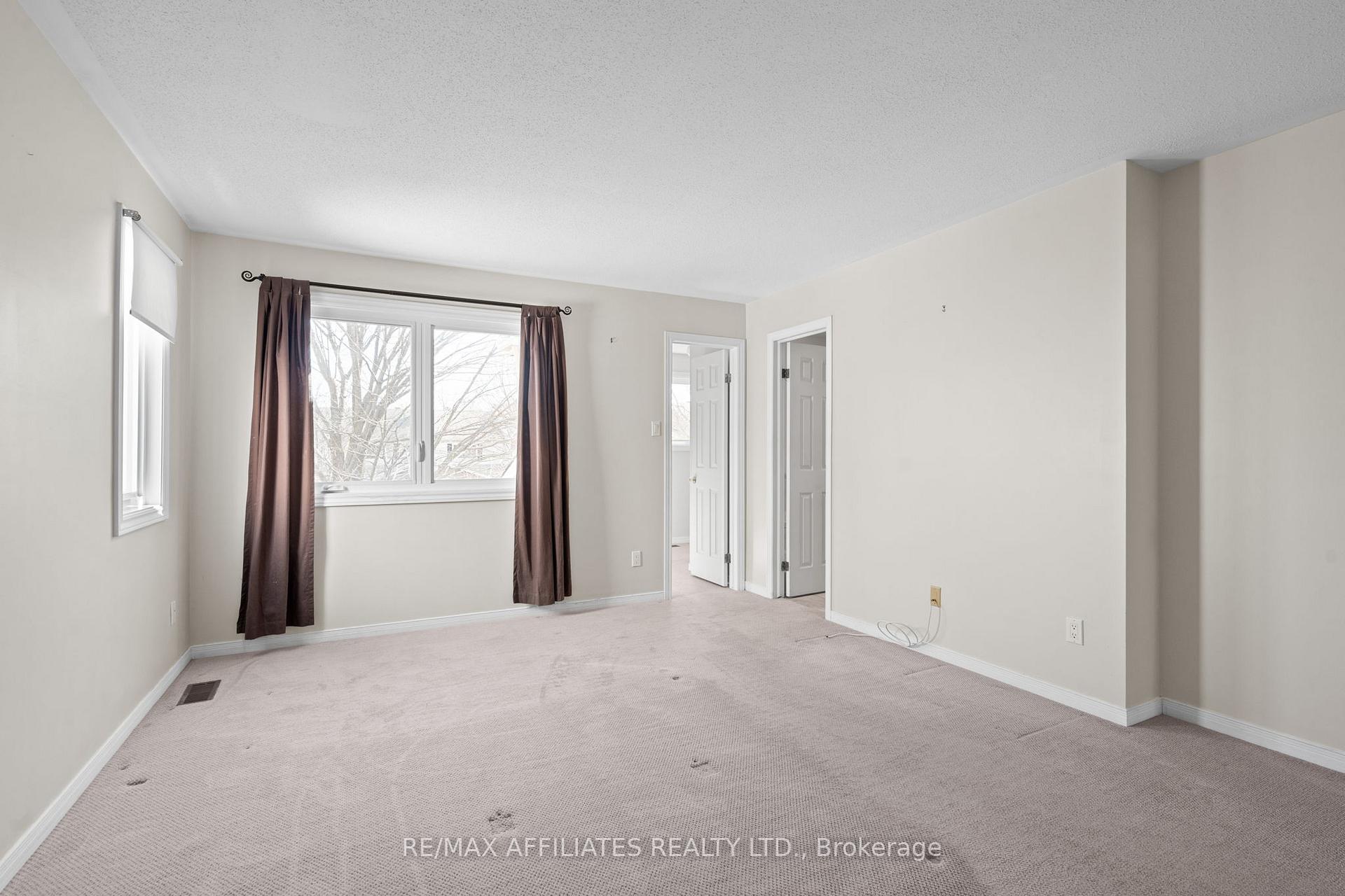 Photo 12 of 49 Markland Crescent, Ottawa, Barrhaven East — HOMEH
