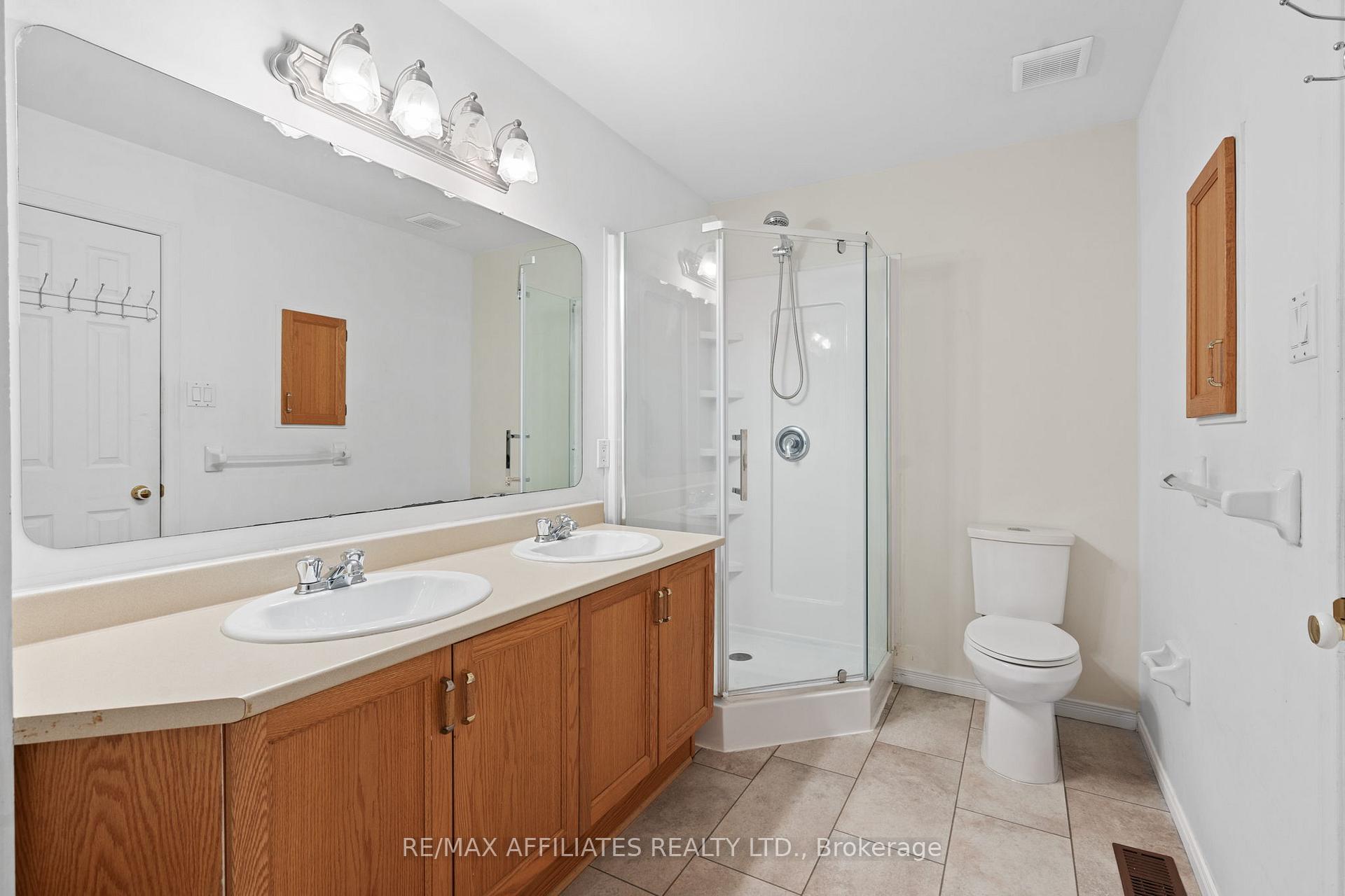 Photo 14 of 49 Markland Crescent, Ottawa, Barrhaven East — HOMEH