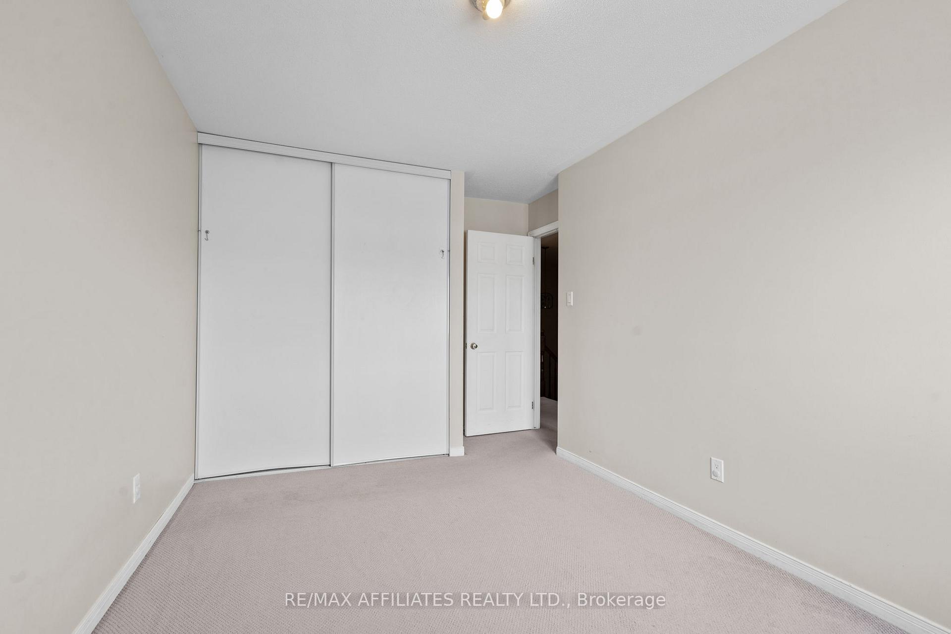 Photo 16 of 49 Markland Crescent, Ottawa, Barrhaven East — HOMEH