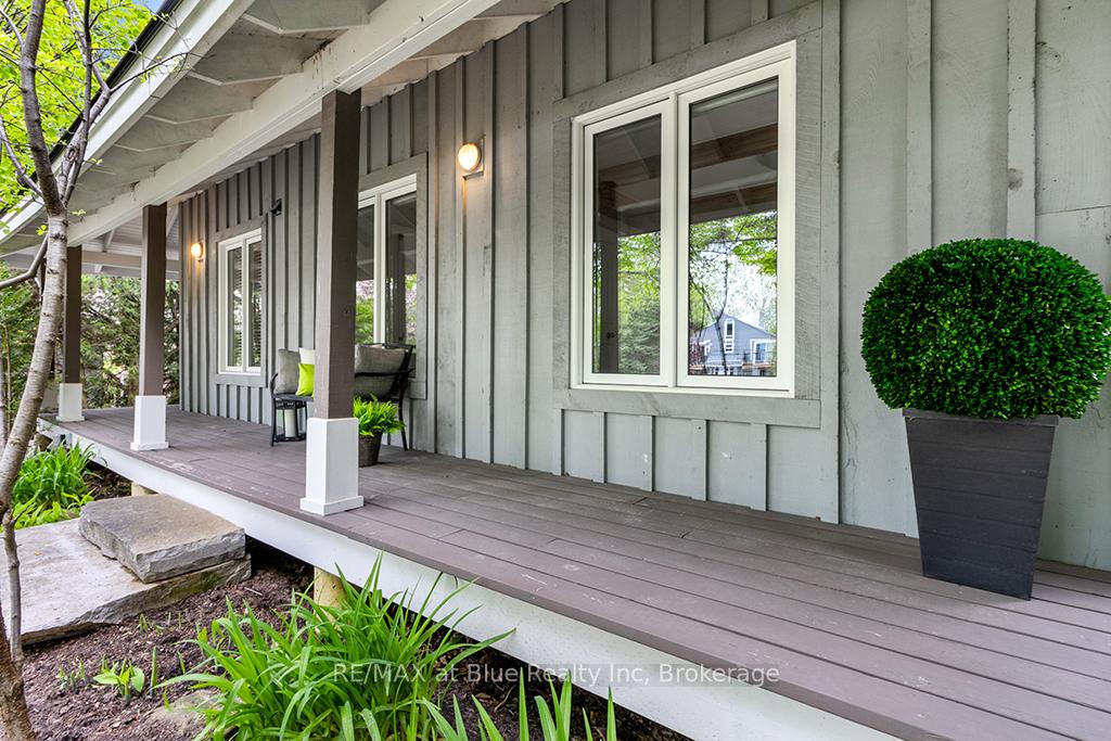 Photo 9 of 147 Carmichael Crescent, Blue Mountains — HOMEH