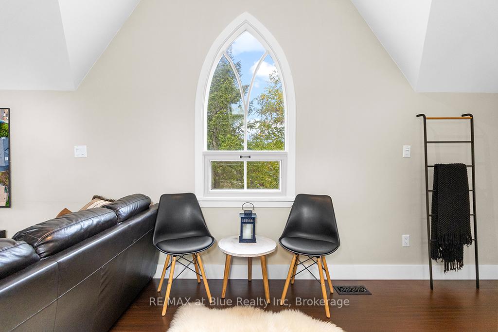 Photo 29 of 147 Carmichael Crescent, Blue Mountains — HOMEH