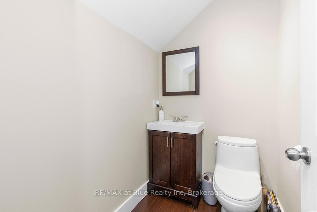Photo 32 of 147 Carmichael Crescent, Blue Mountains — HOMEH