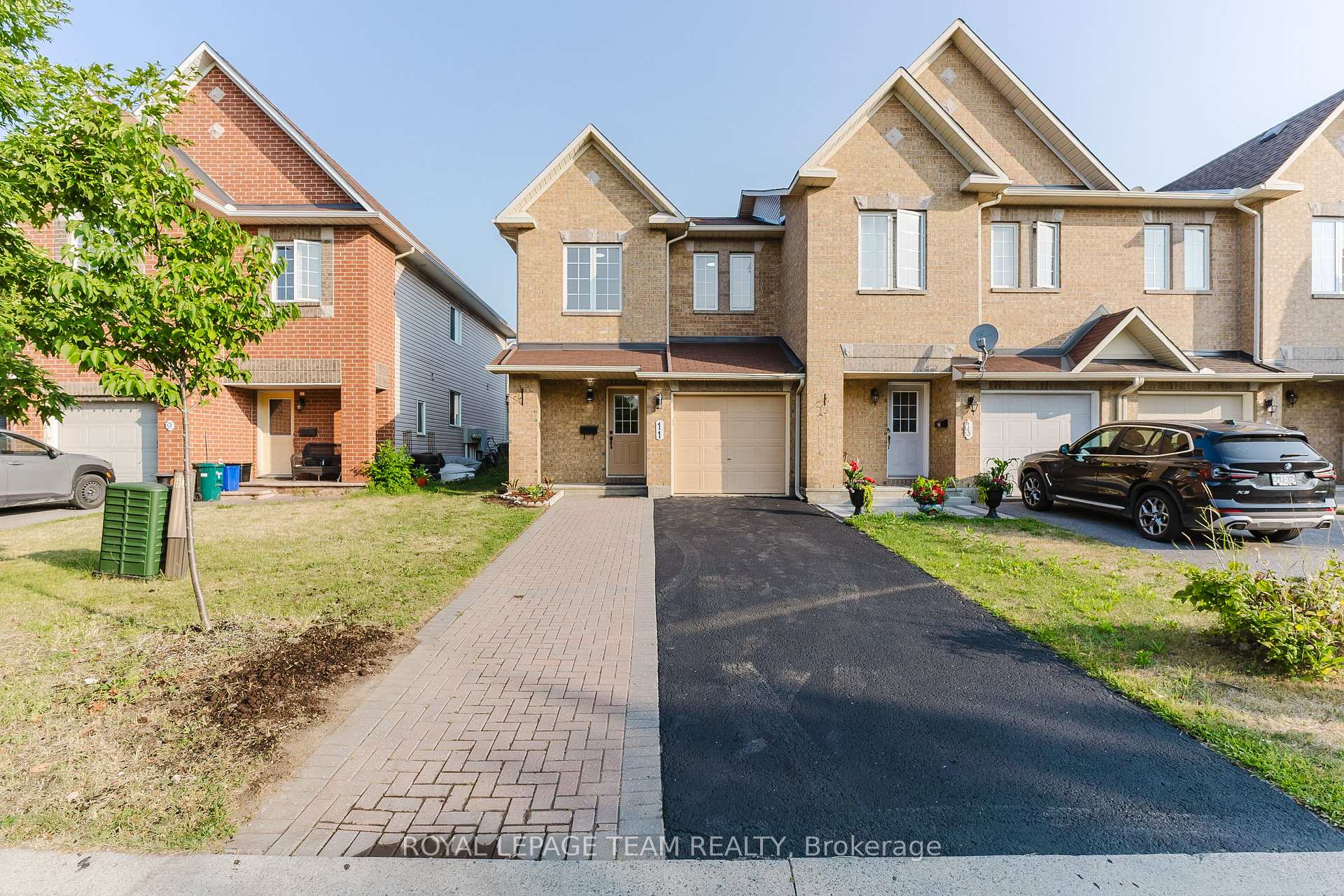 Photo 1 of 11 Villandry Street, Ottawa, Barrhaven East — HOMEH