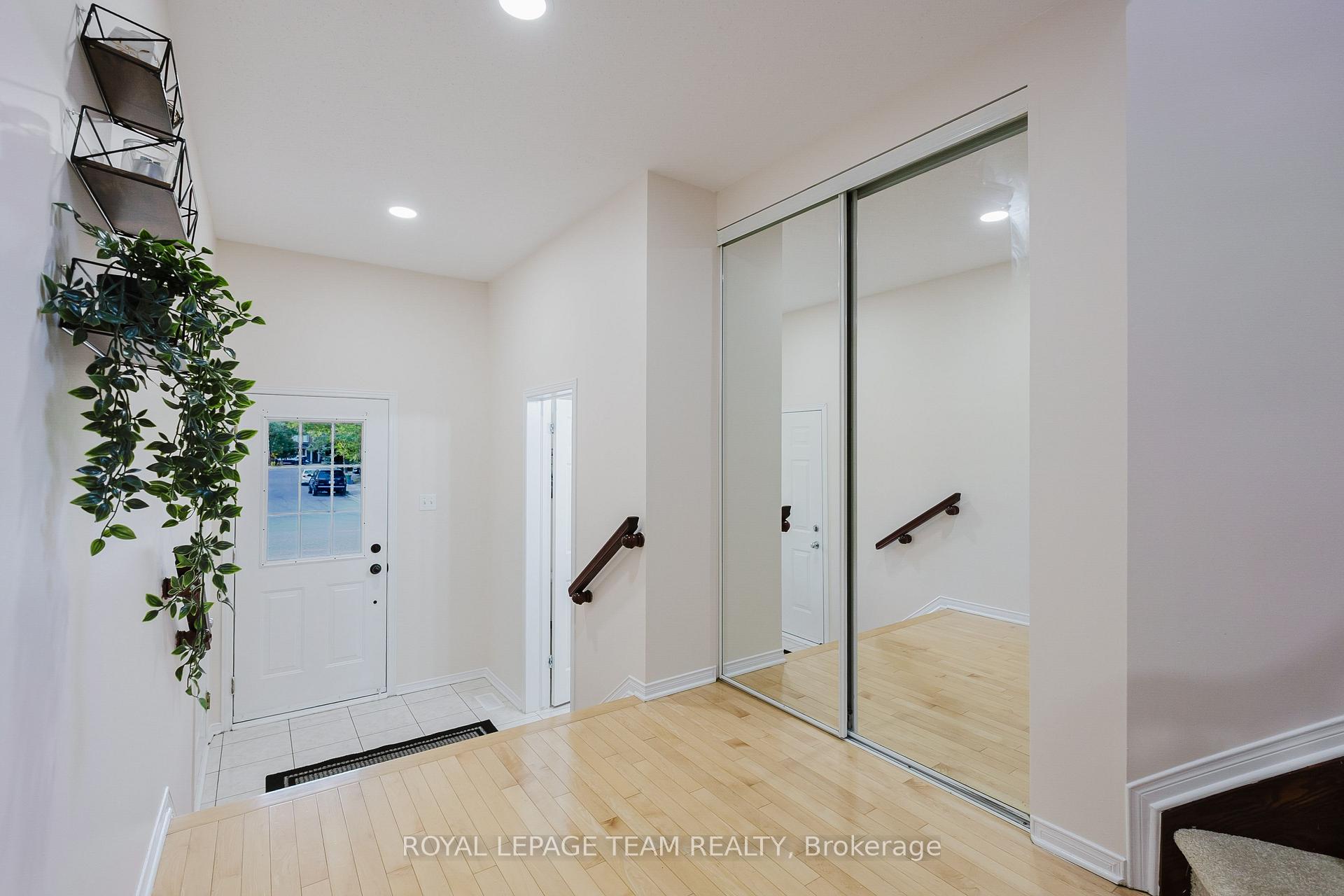 Photo 11 of 11 Villandry Street, Ottawa, Barrhaven East — HOMEH