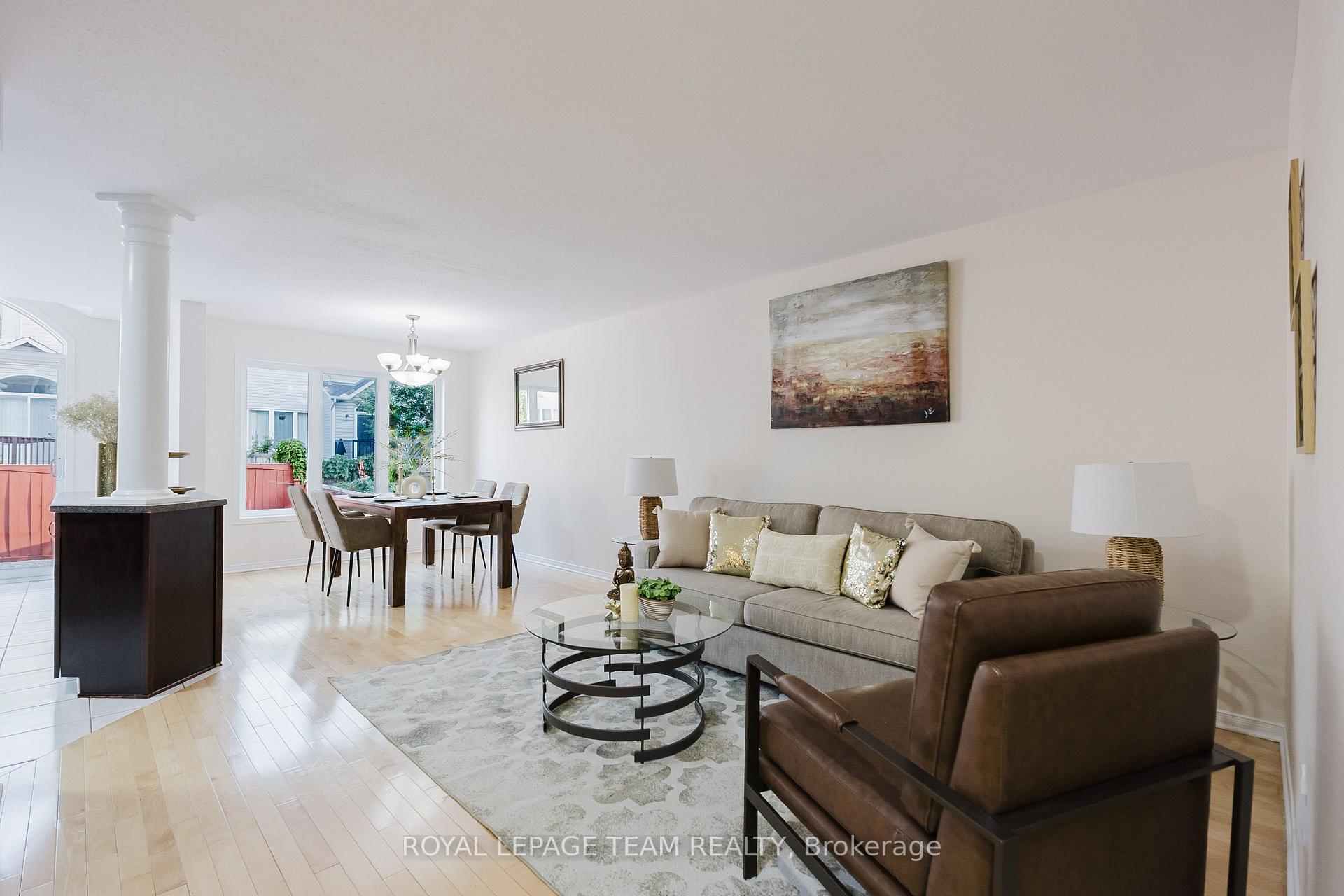 Photo 5 of 11 Villandry Street, Ottawa, Barrhaven East — HOMEH