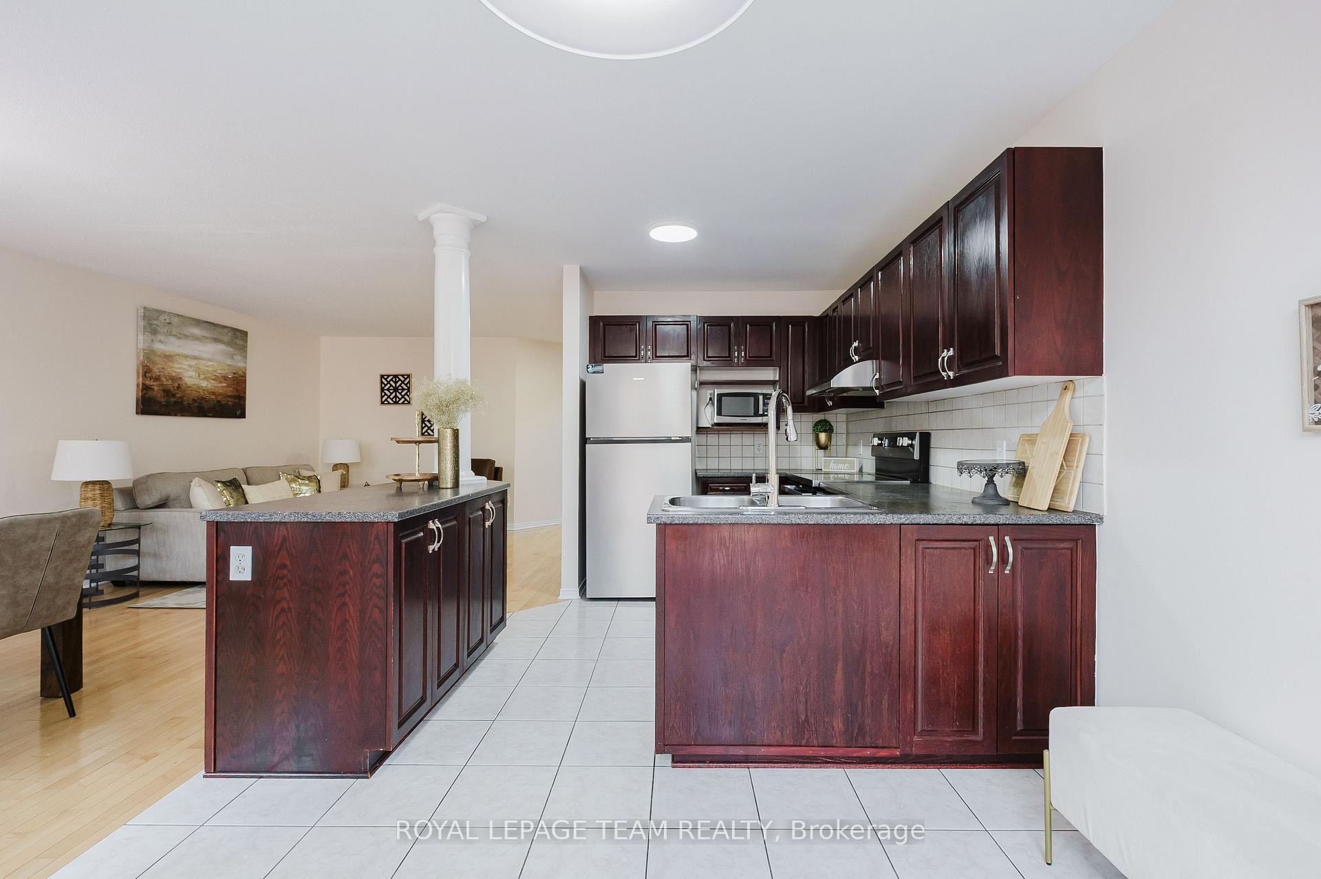 Photo 15 of 11 Villandry Street, Ottawa, Barrhaven East — HOMEH