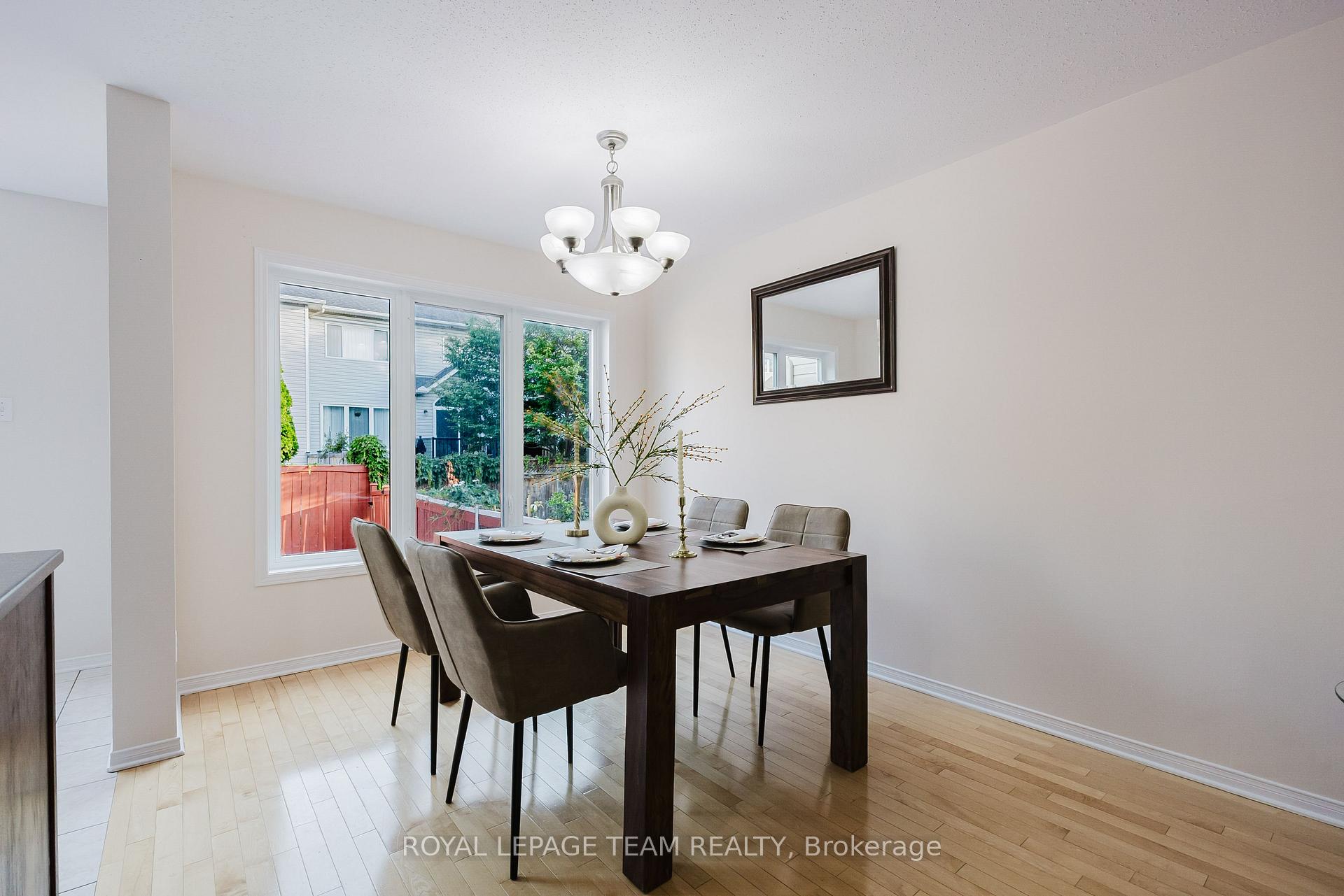 Photo 23 of 11 Villandry Street, Ottawa, Barrhaven East — HOMEH