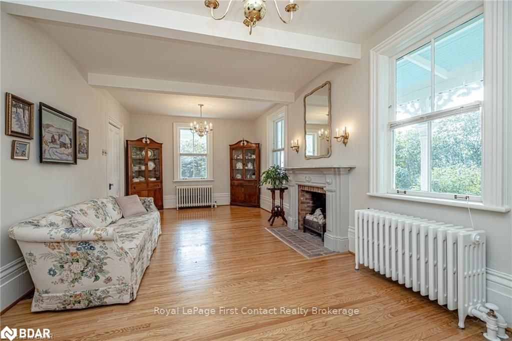 Photo 14 of 230 Kempenfelt Drive, Barrie, North Shore — HOMEH