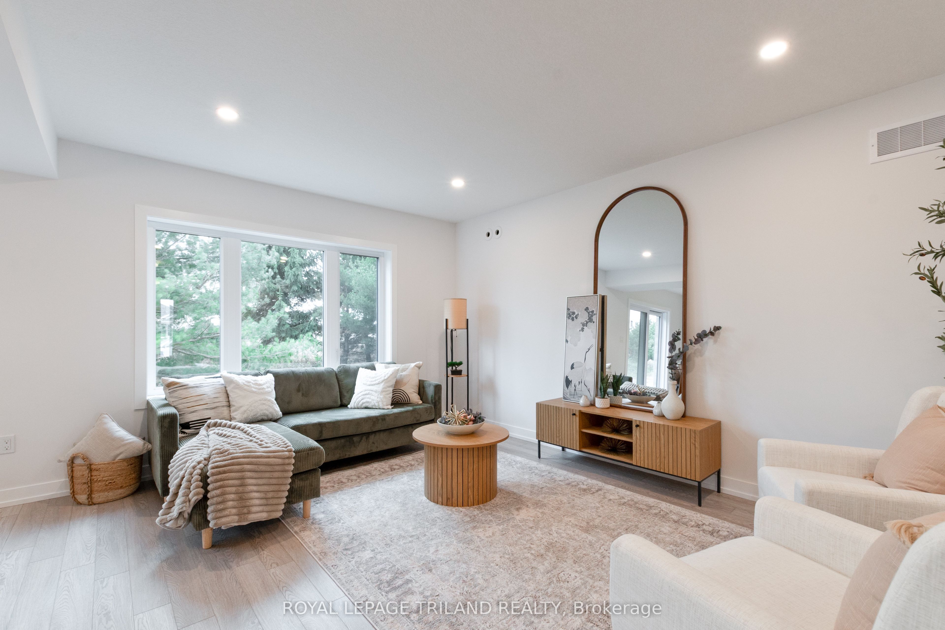 Photo 34 of 143 Styles Drive, St. Thomas — HOMEH