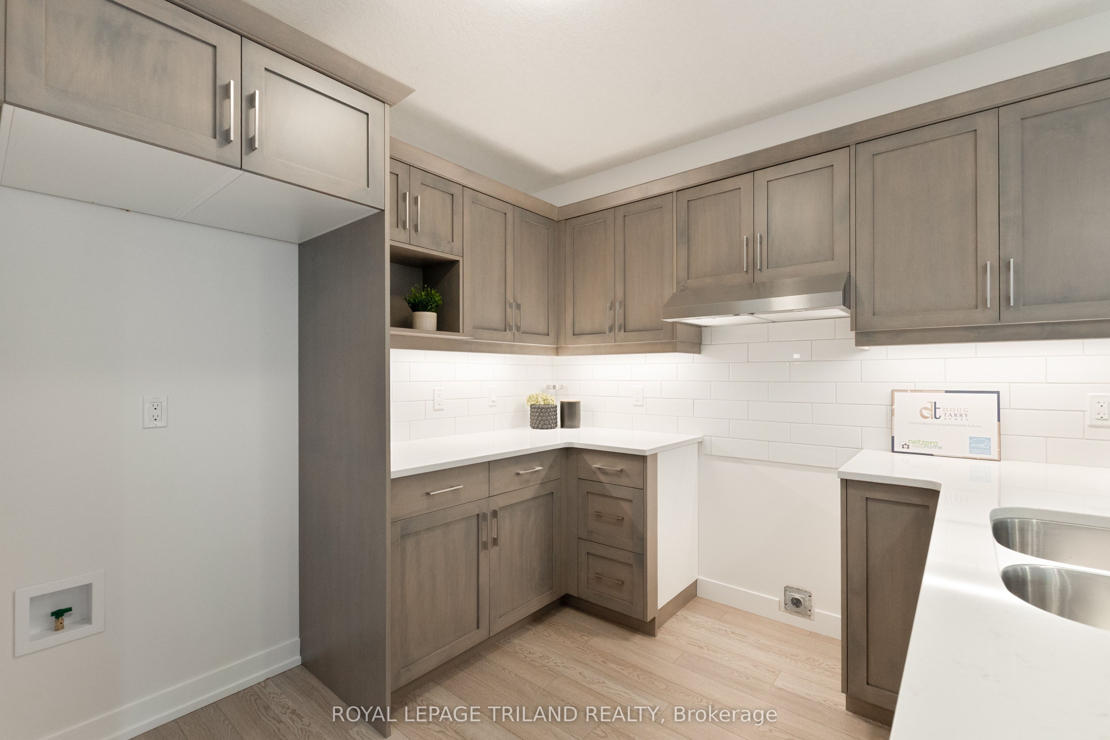 Photo 41 of 143 Styles Drive, St. Thomas — HOMEH