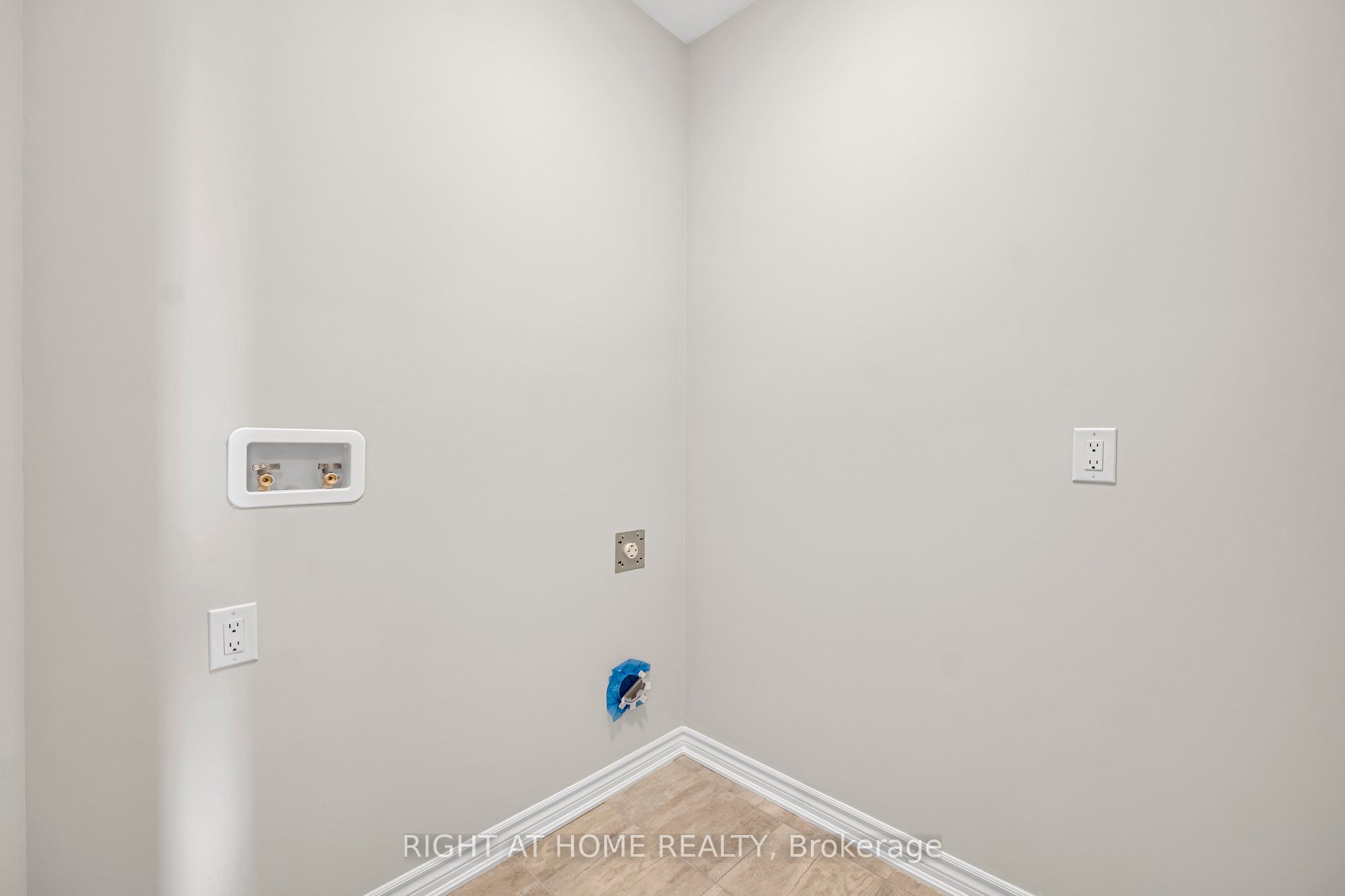 Photo 79 of 1267 Temperance Crescent, Milton, Bowes — HOMEH